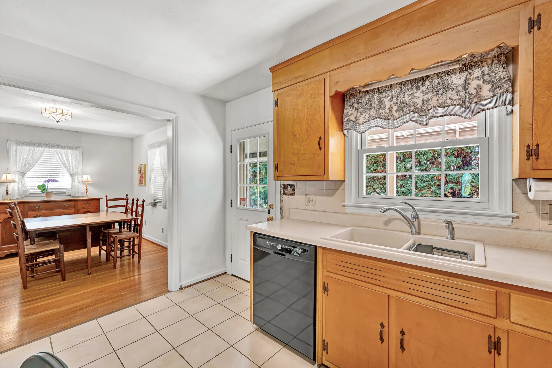 235 Diamond RD - Photo 12