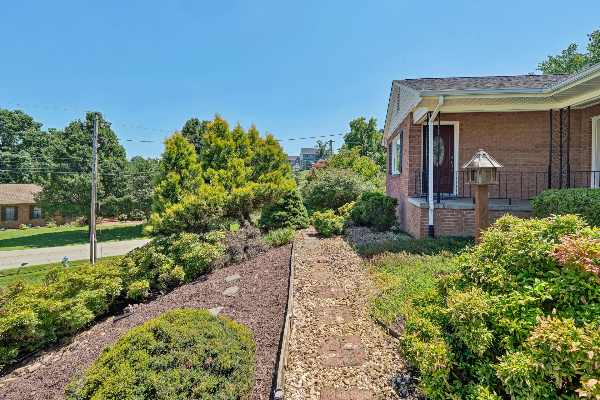235 Diamond RD - Photo 35