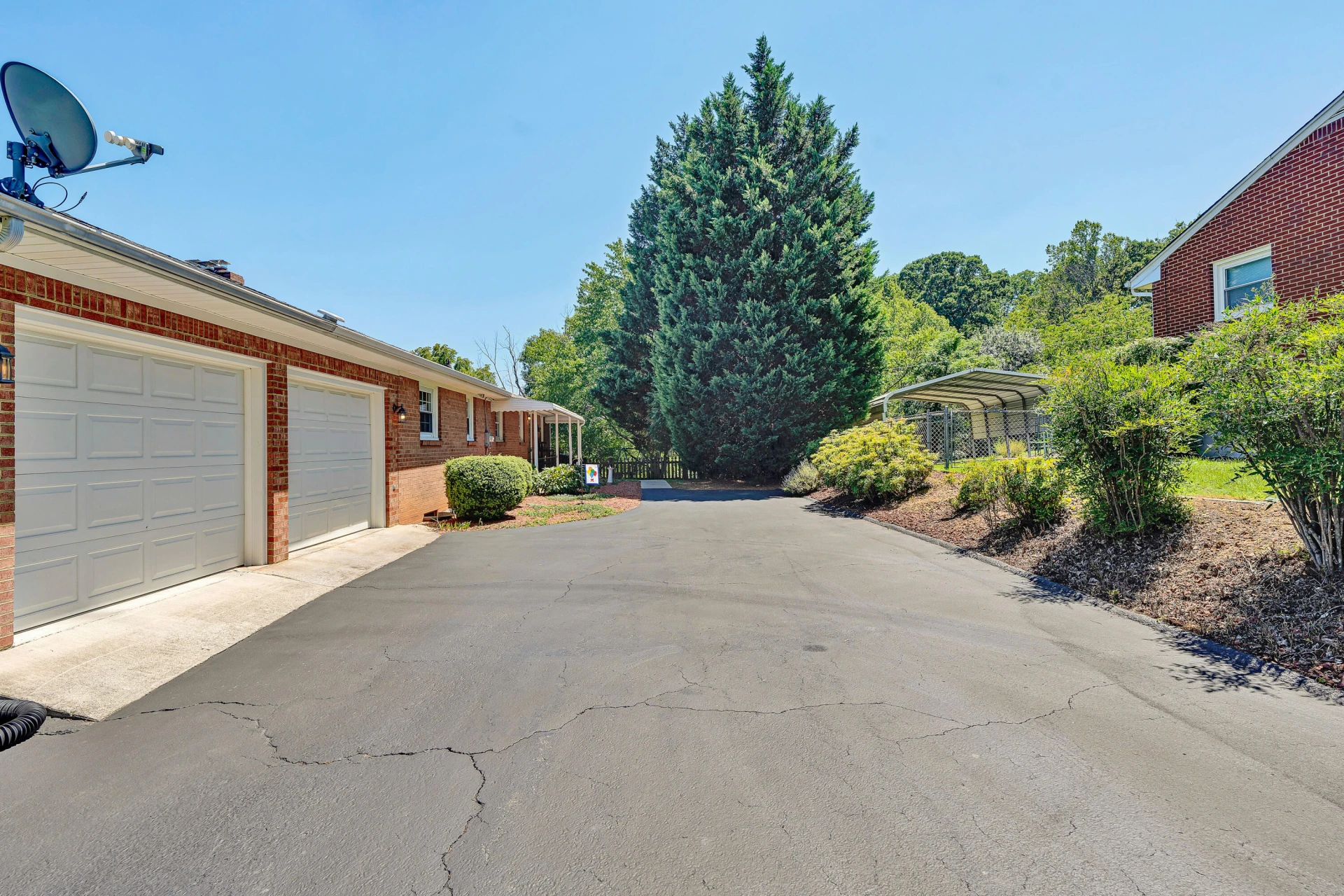 235 Diamond RD - Photo 37