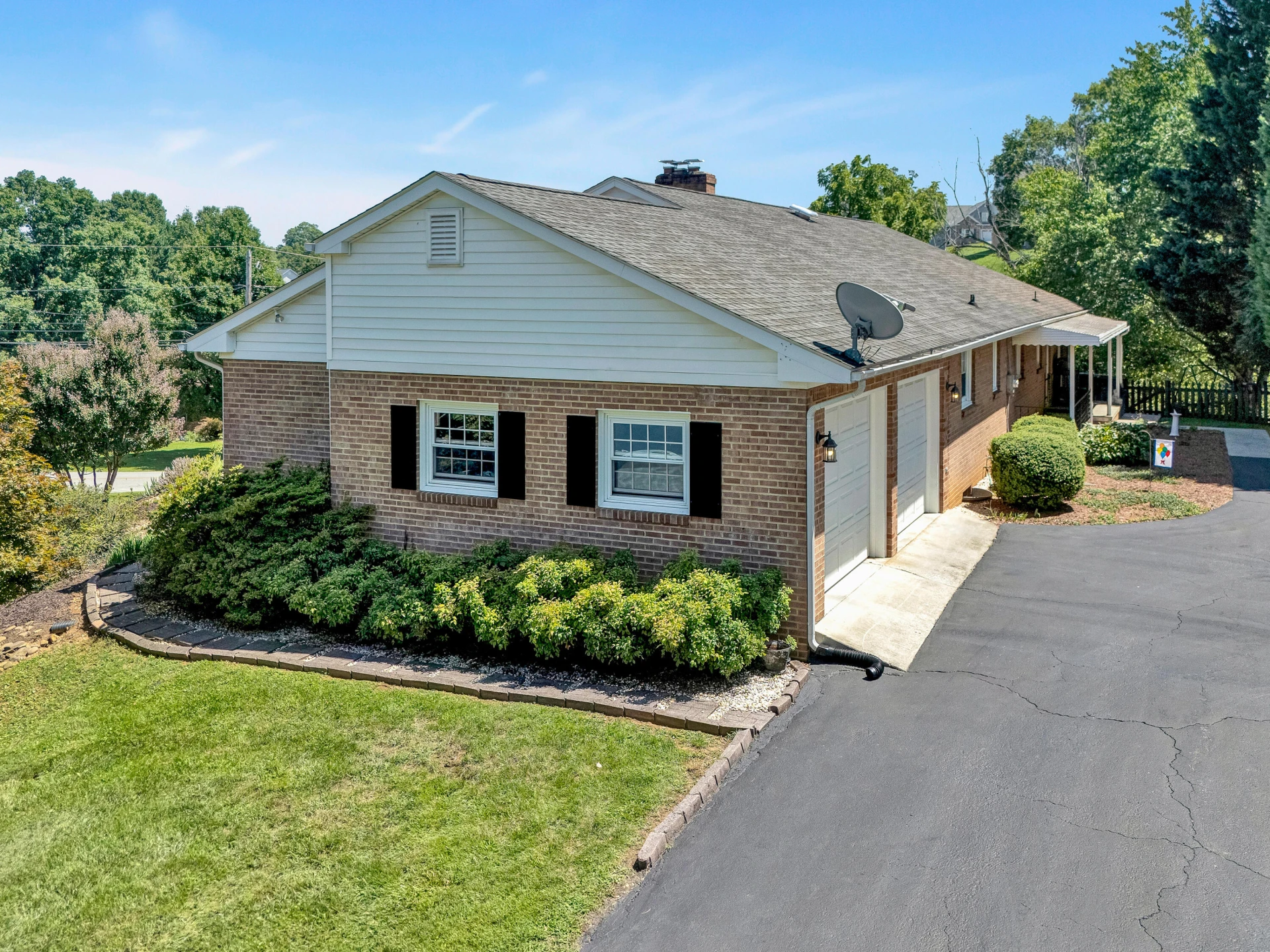 235 Diamond RD - Photo 38