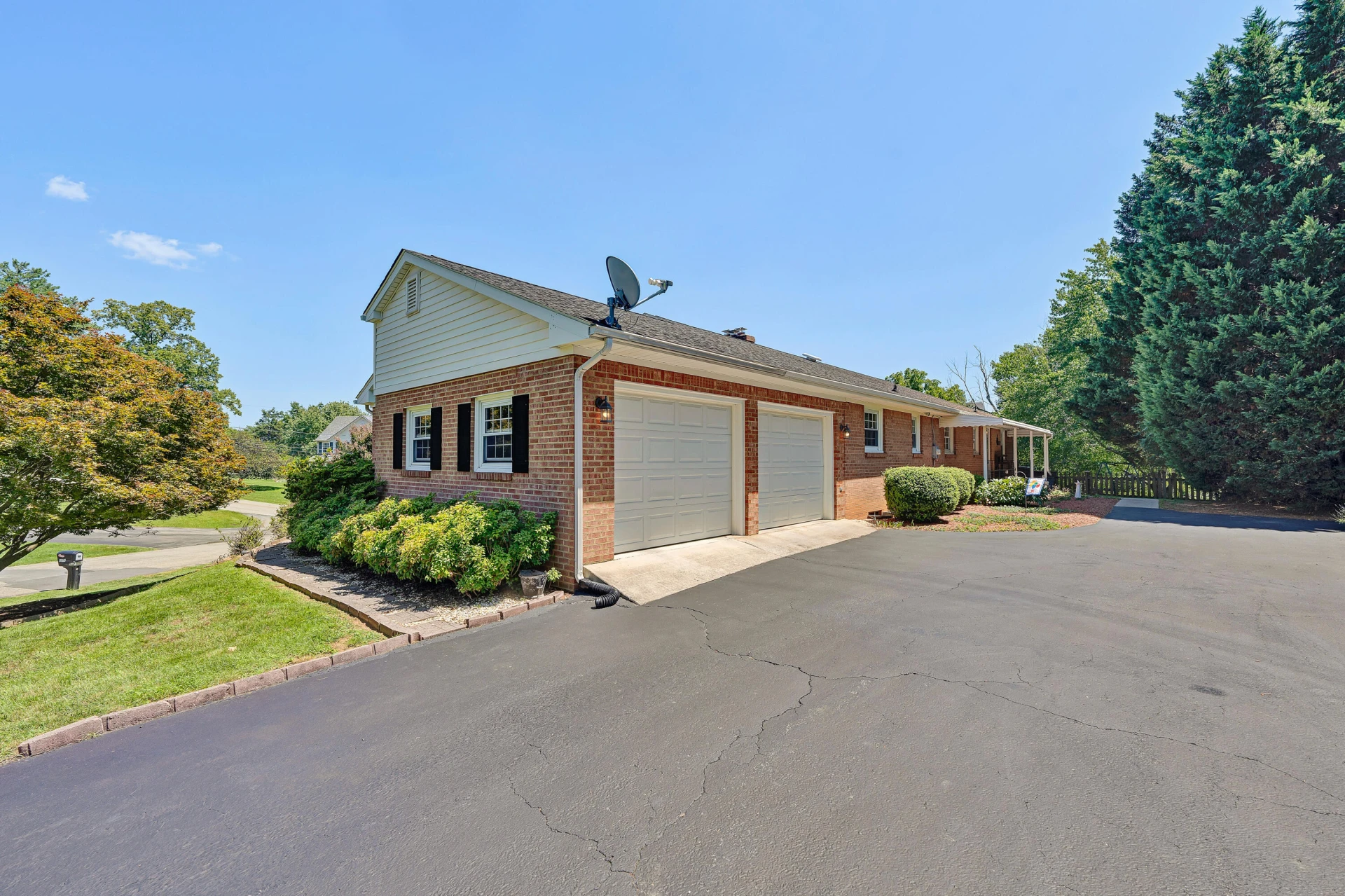 235 Diamond RD - Photo 41
