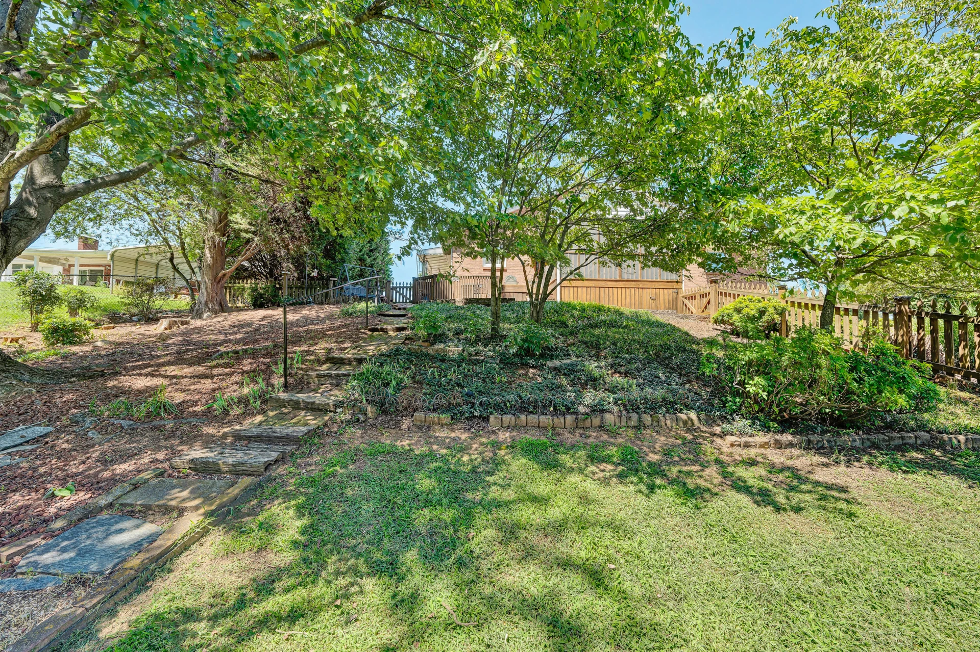 235 Diamond RD - Photo 46