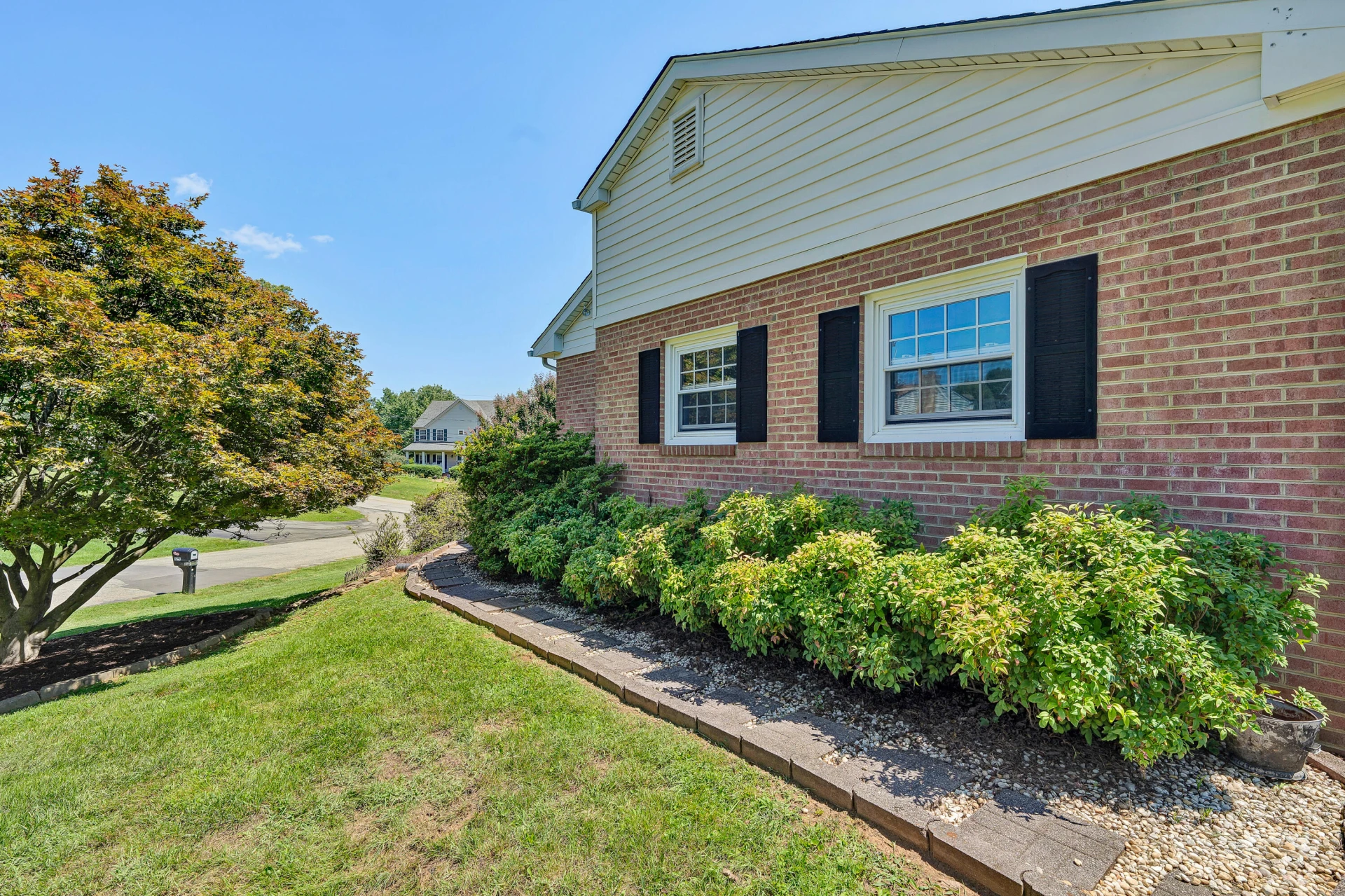 235 Diamond RD - Photo 53