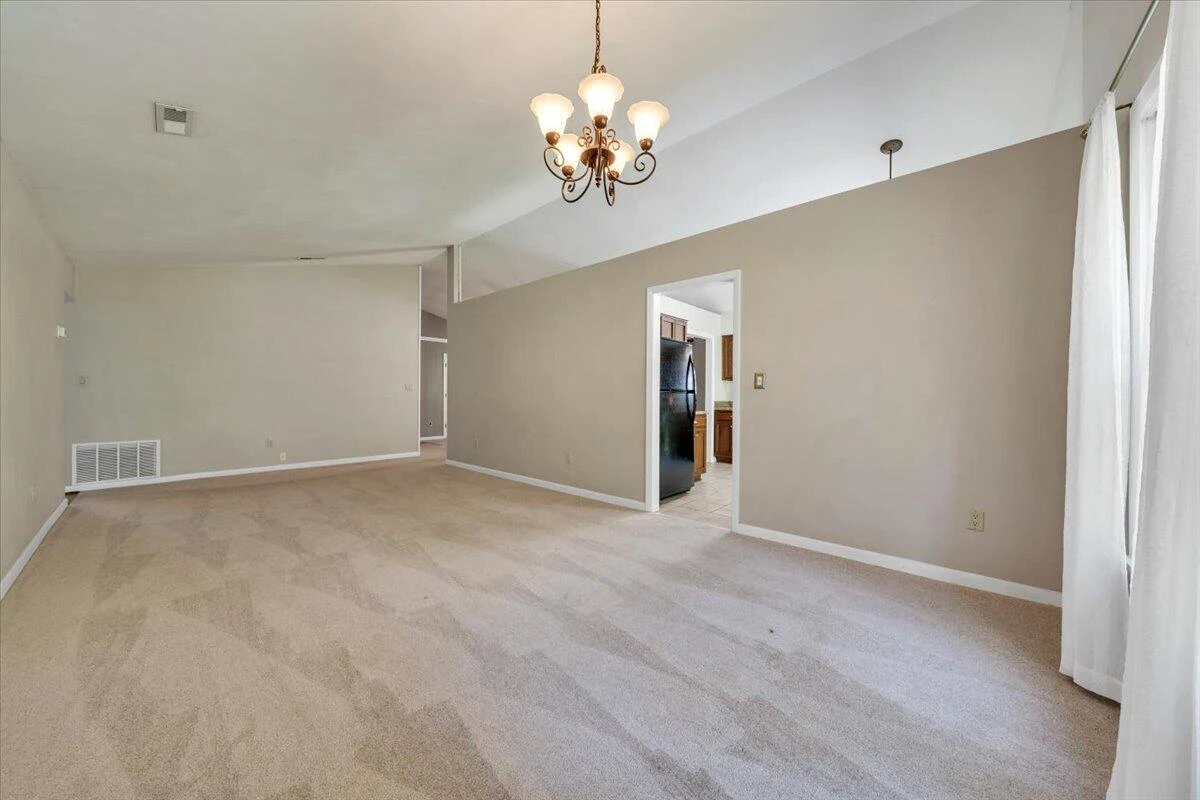 7041 Autumn Wood LN - Photo 6