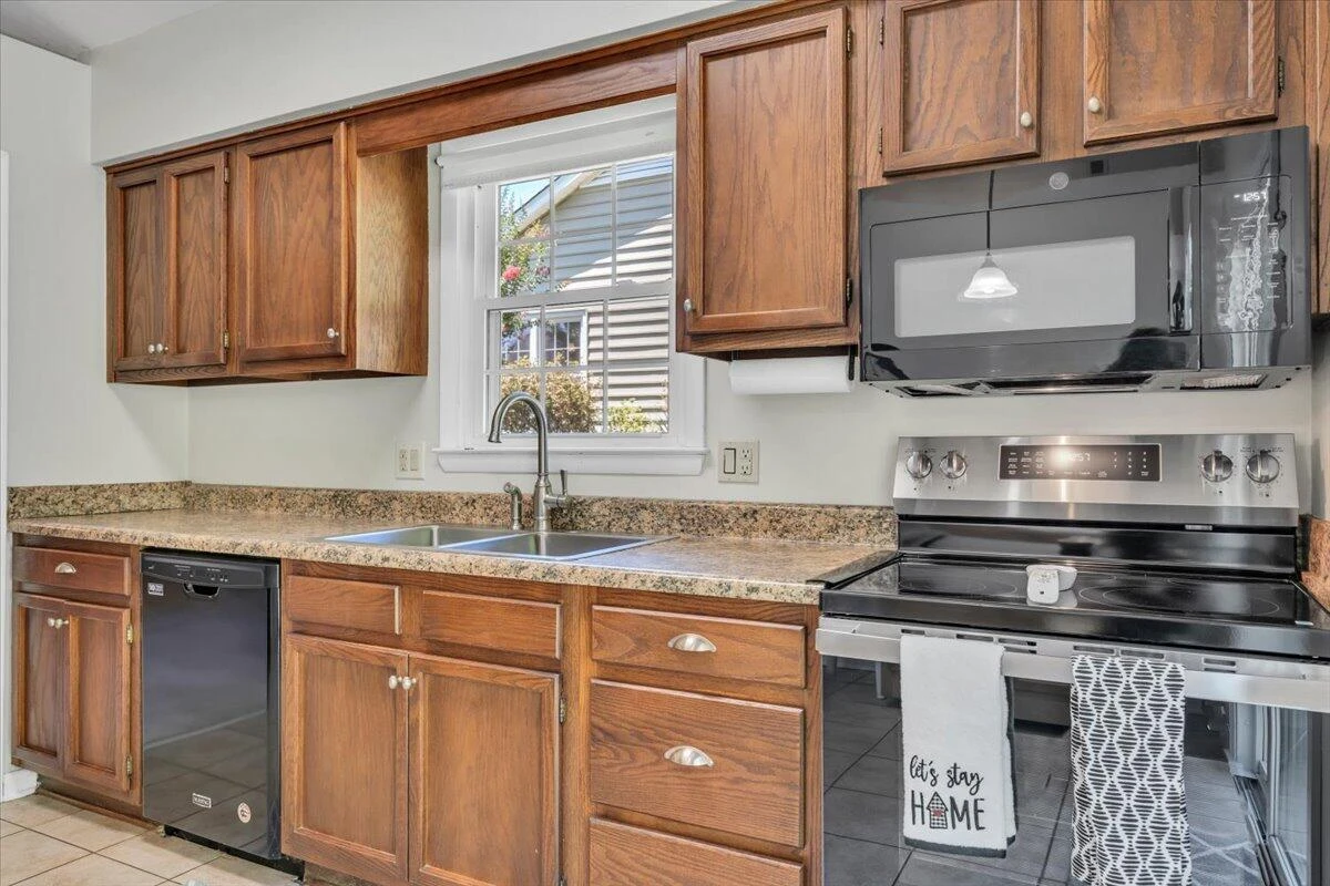 7041 Autumn Wood LN - Photo 10