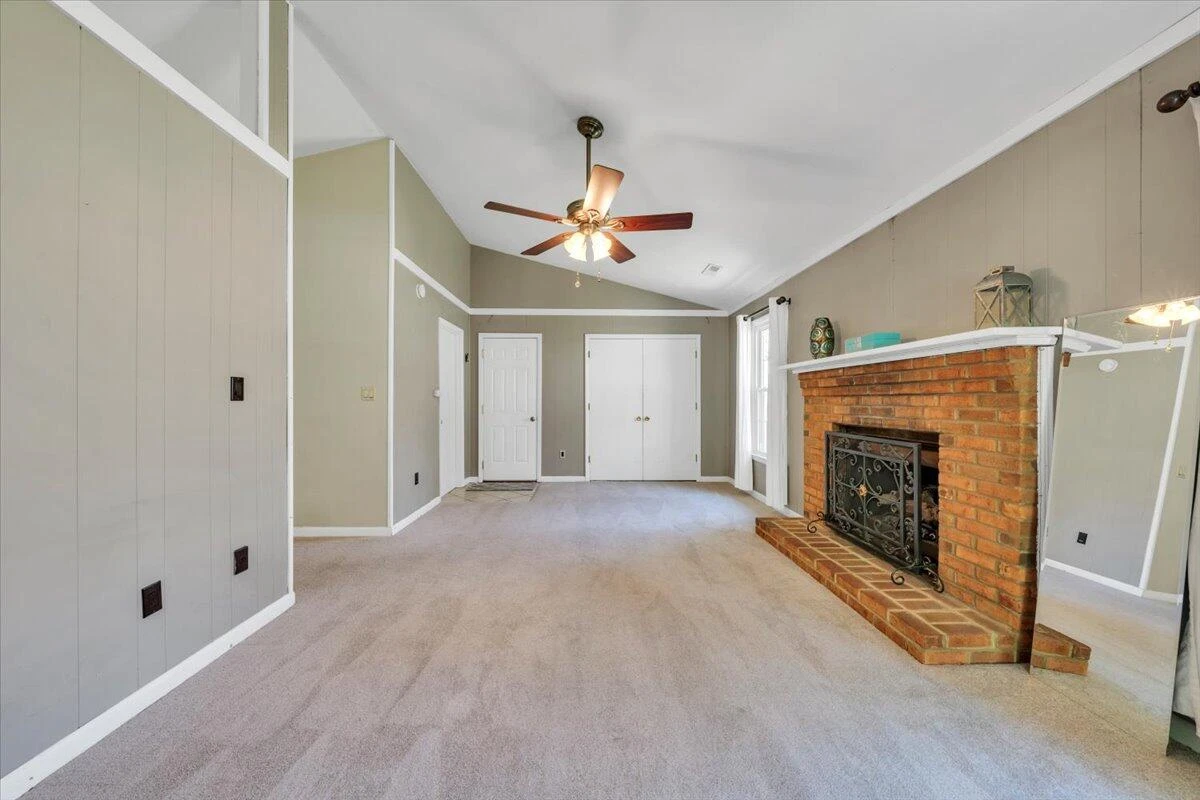7041 Autumn Wood LN - Photo 14