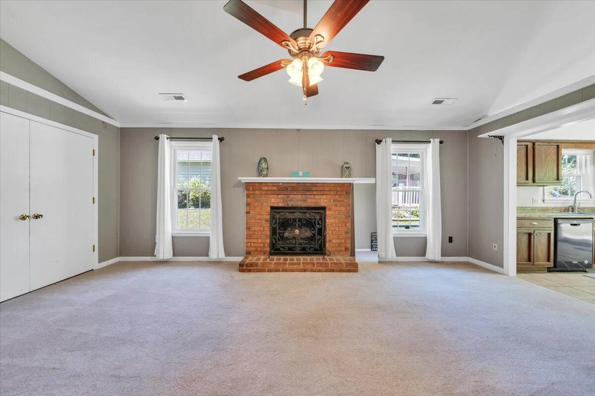 7041 Autumn Wood LN - Photo 16