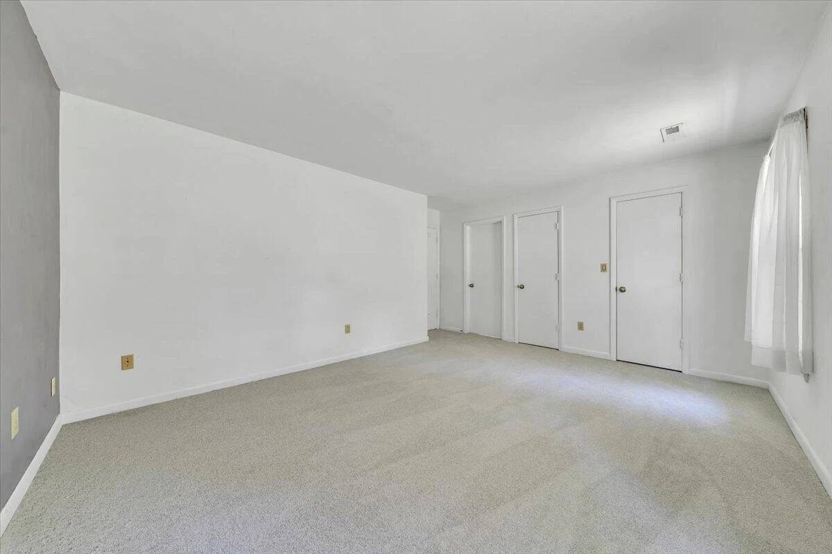 7041 Autumn Wood LN - Photo 24