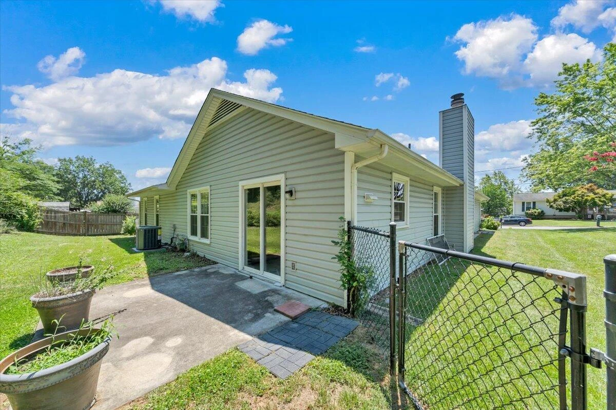 7041 Autumn Wood LN - Photo 34