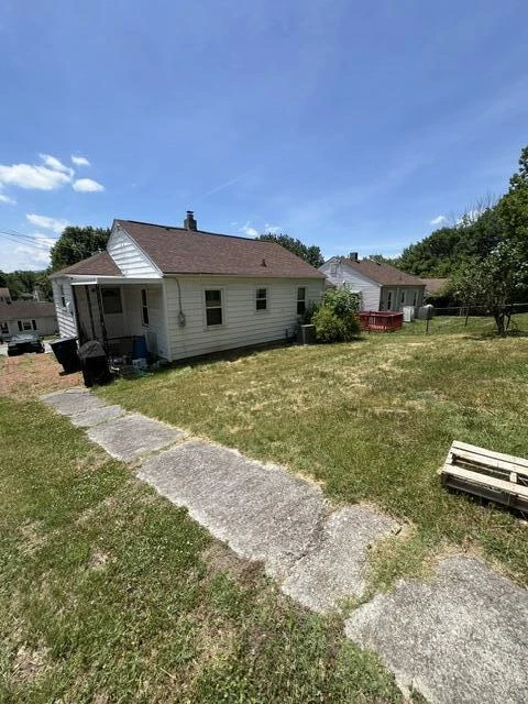 5105 N Street NW - Photo 3