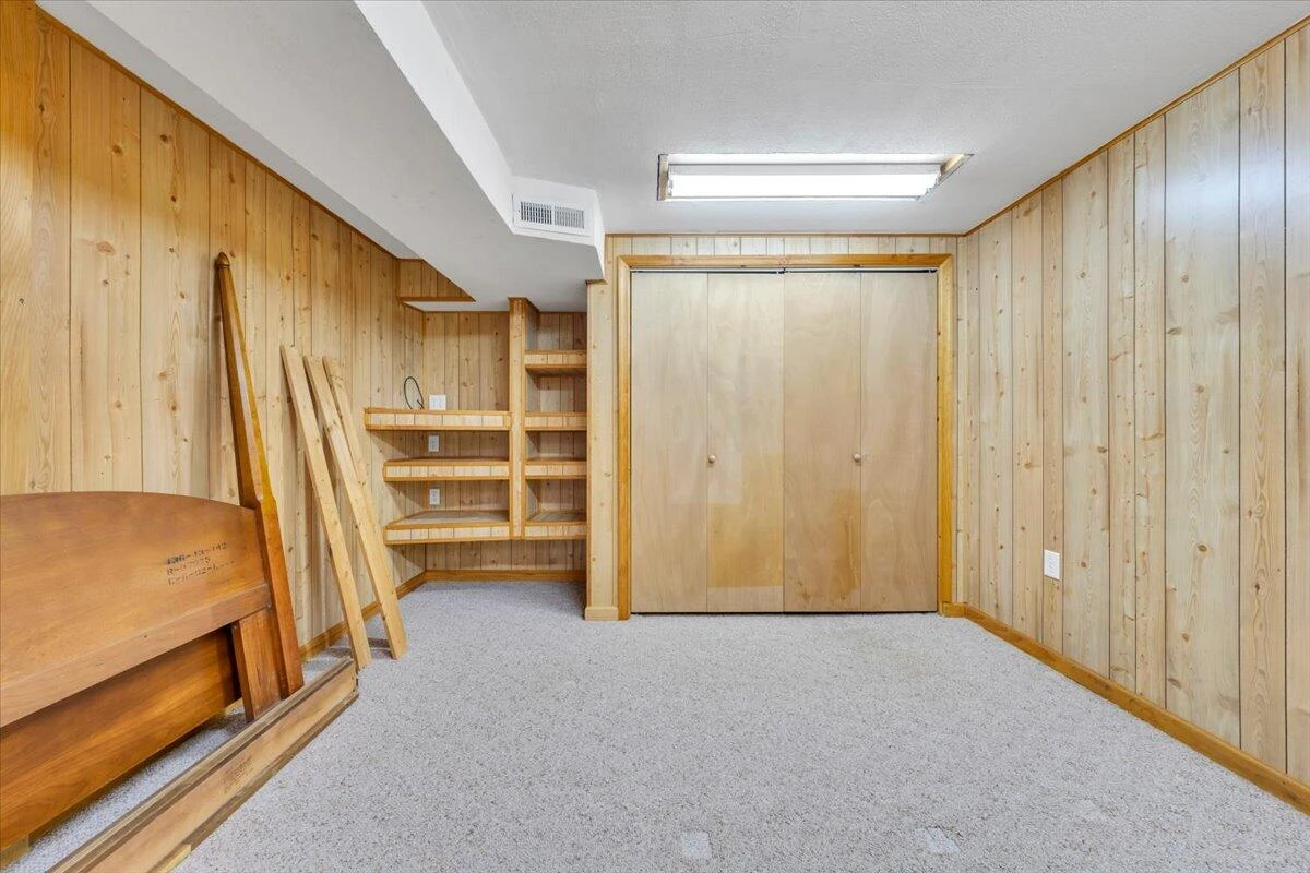 700 Shelbourne AVE - Photo 30