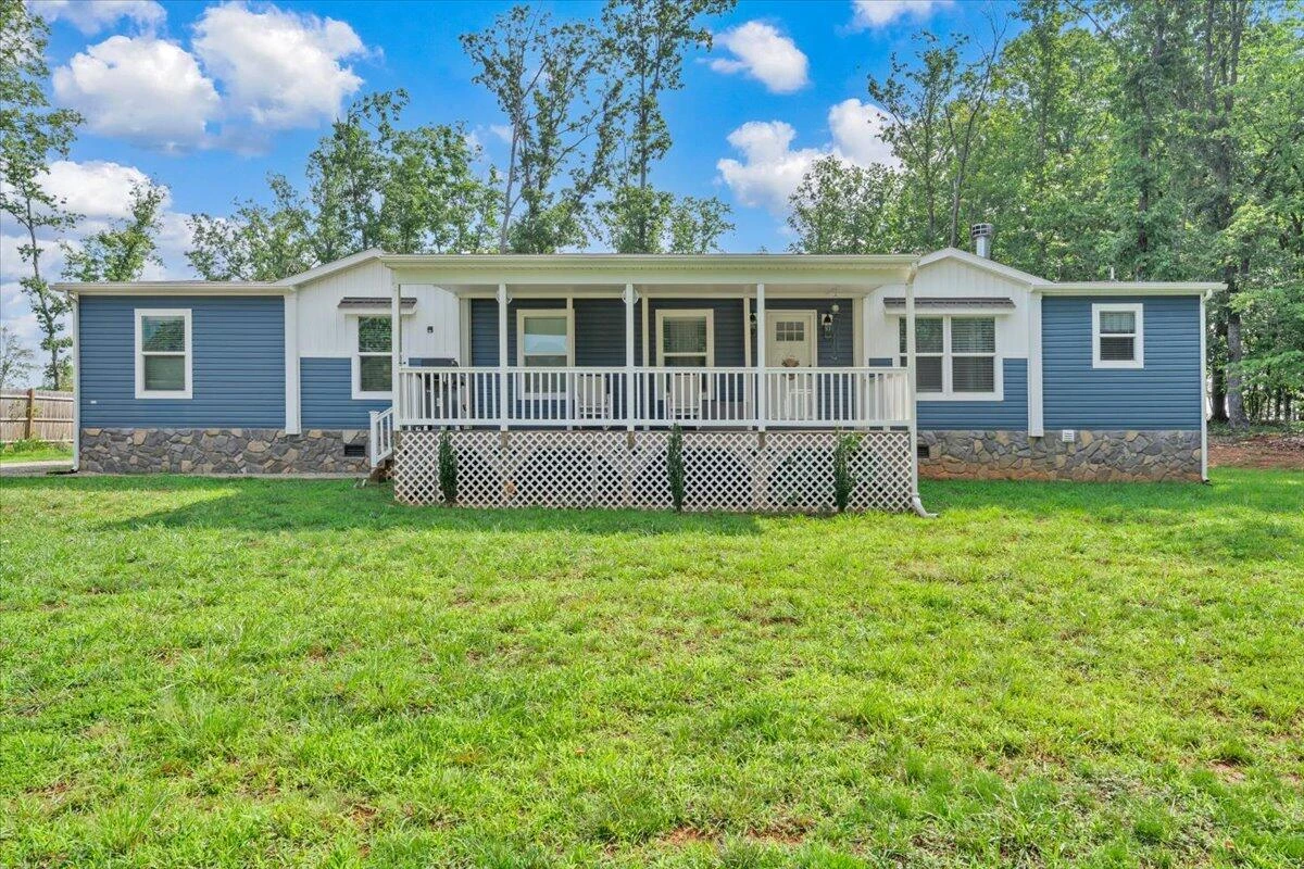 2088 Flint Hill RD