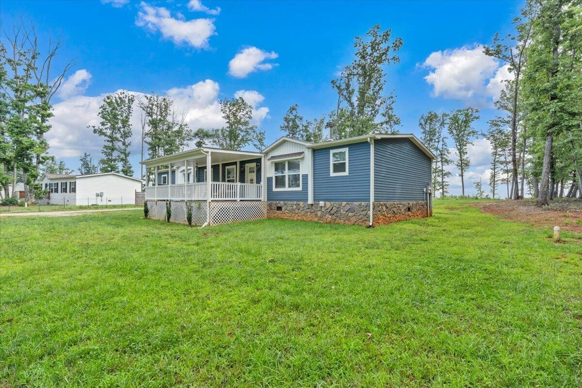 2088 Flint Hill RD - Photo 2