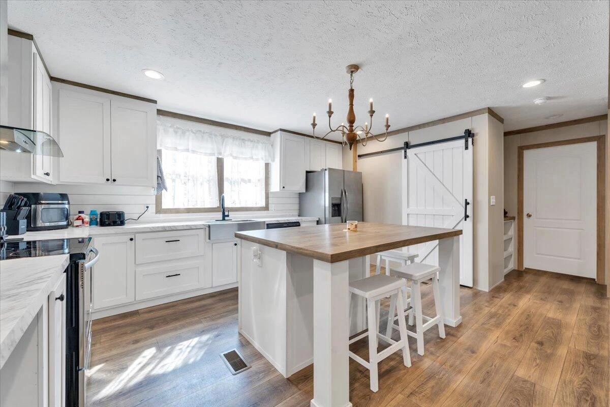 2088 Flint Hill RD - Photo 11