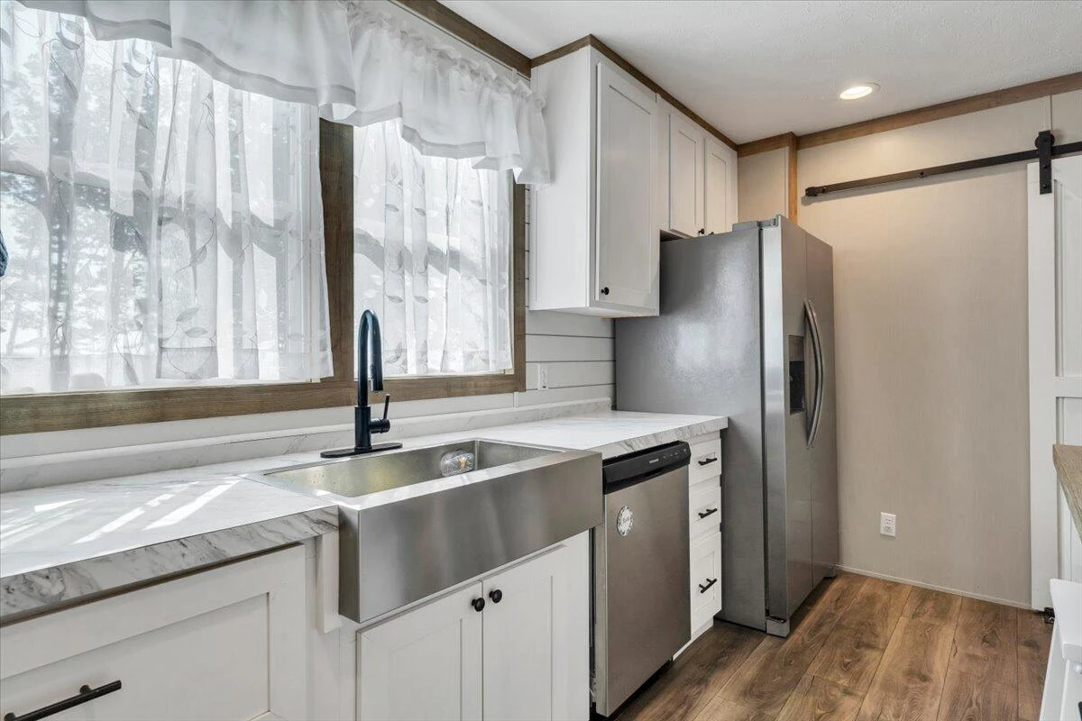 2088 Flint Hill RD - Photo 13