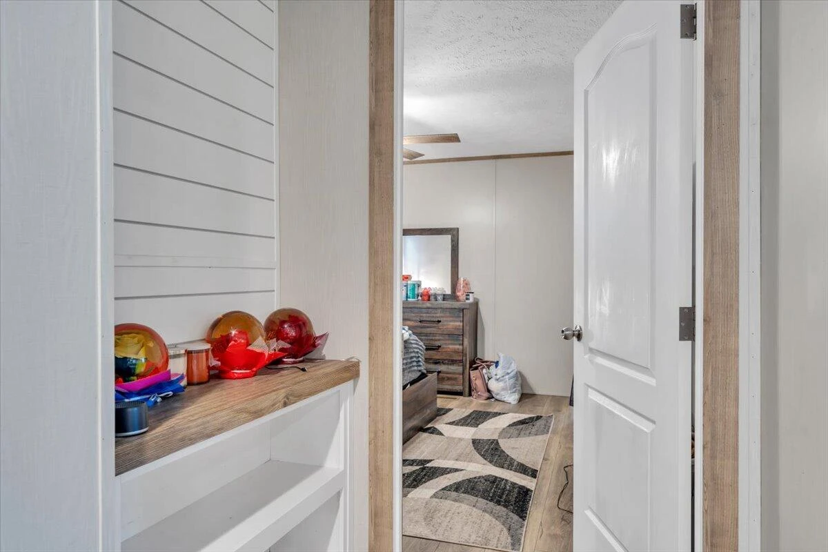 2088 Flint Hill RD - Photo 32