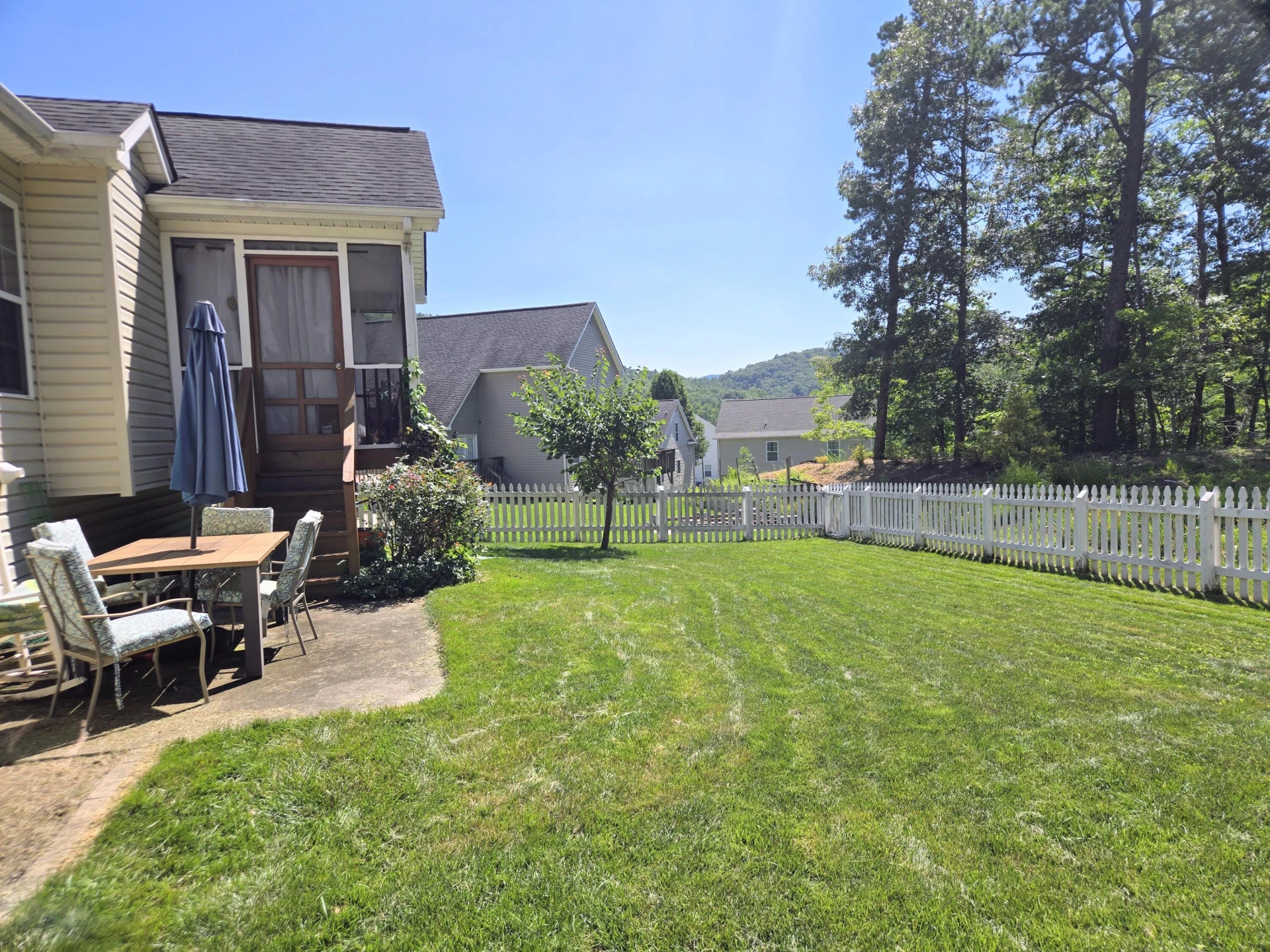 4314 Faircrest LN - Photo 4