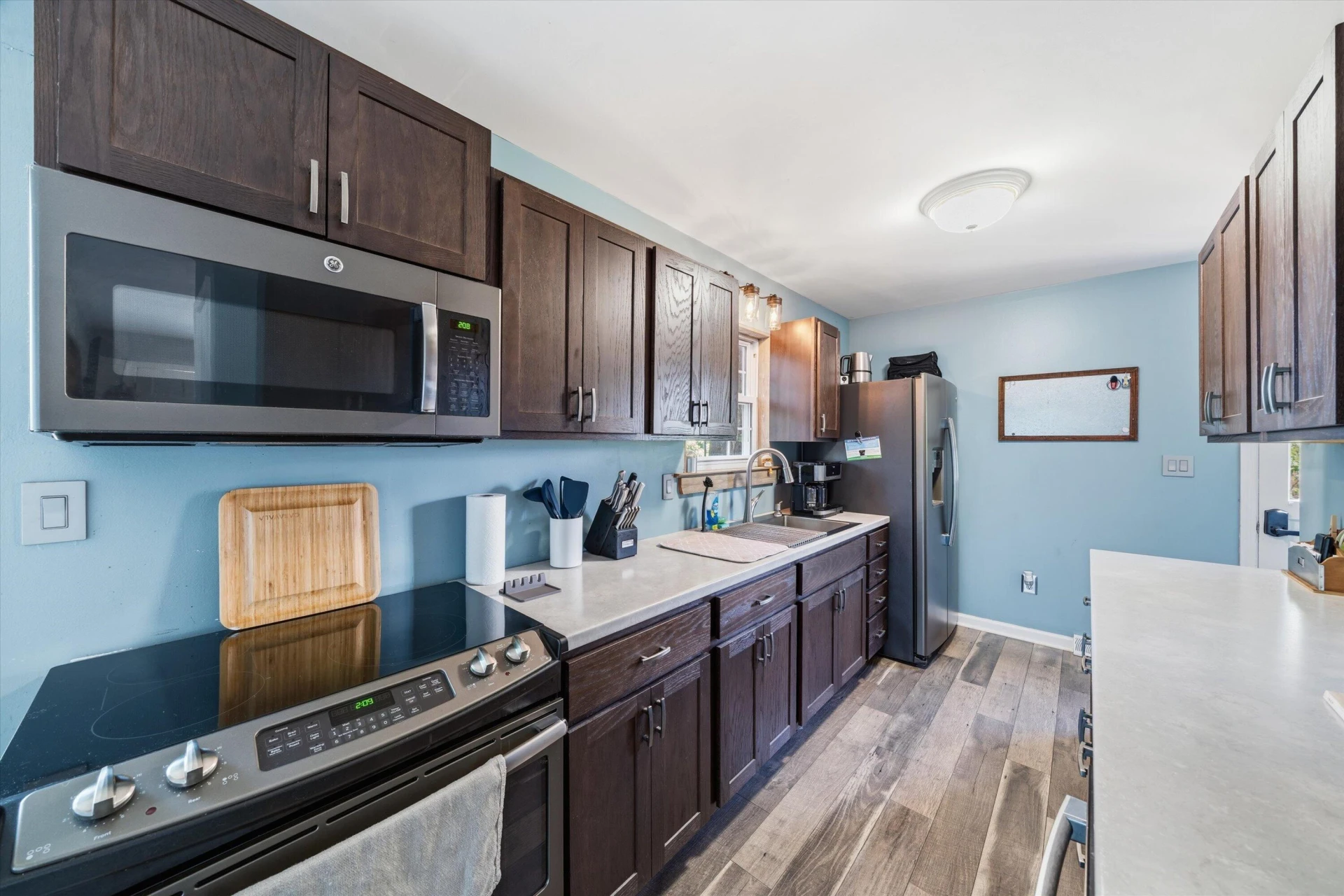 3045 Creekwood DR - Photo 9
