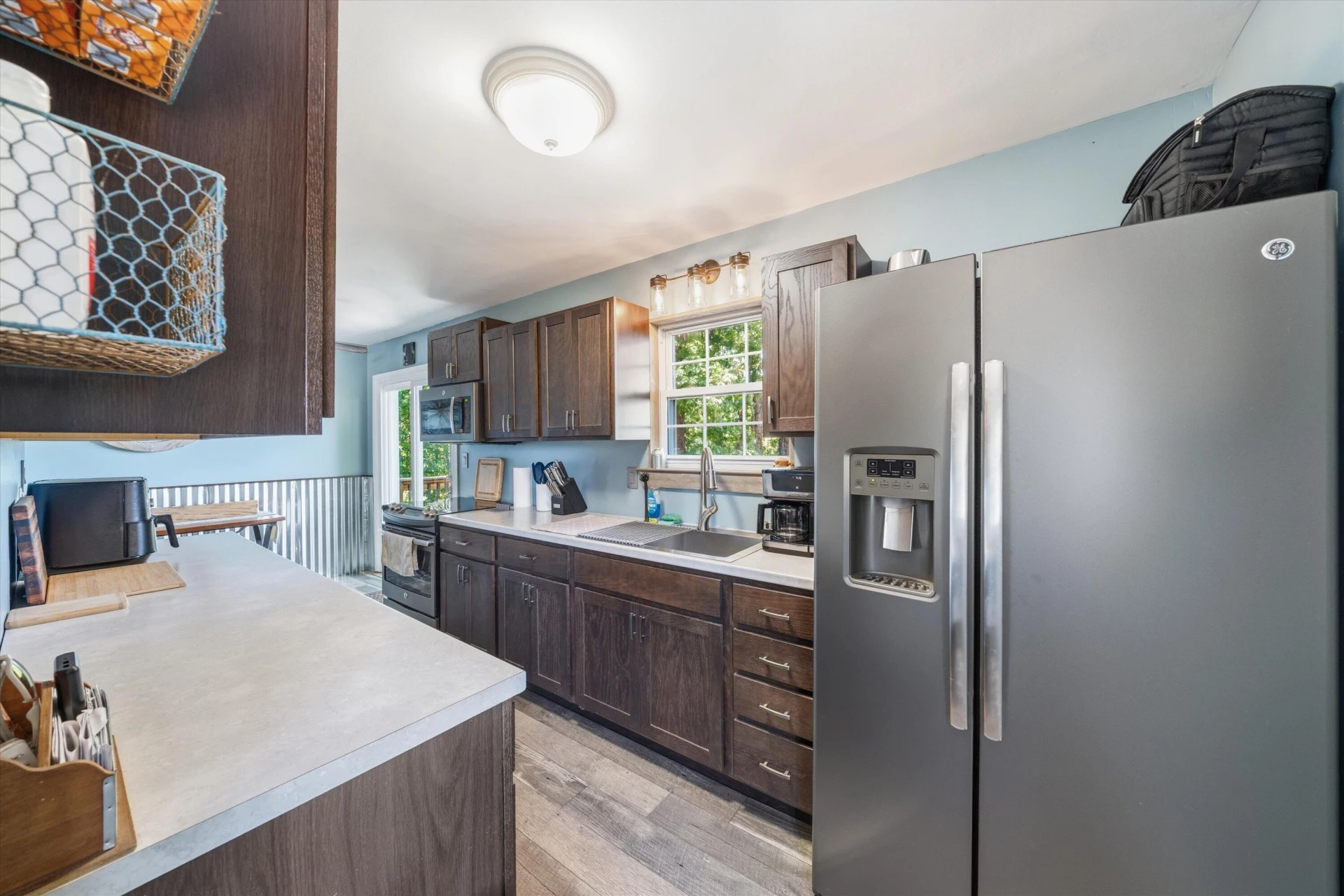 3045 Creekwood DR - Photo 11