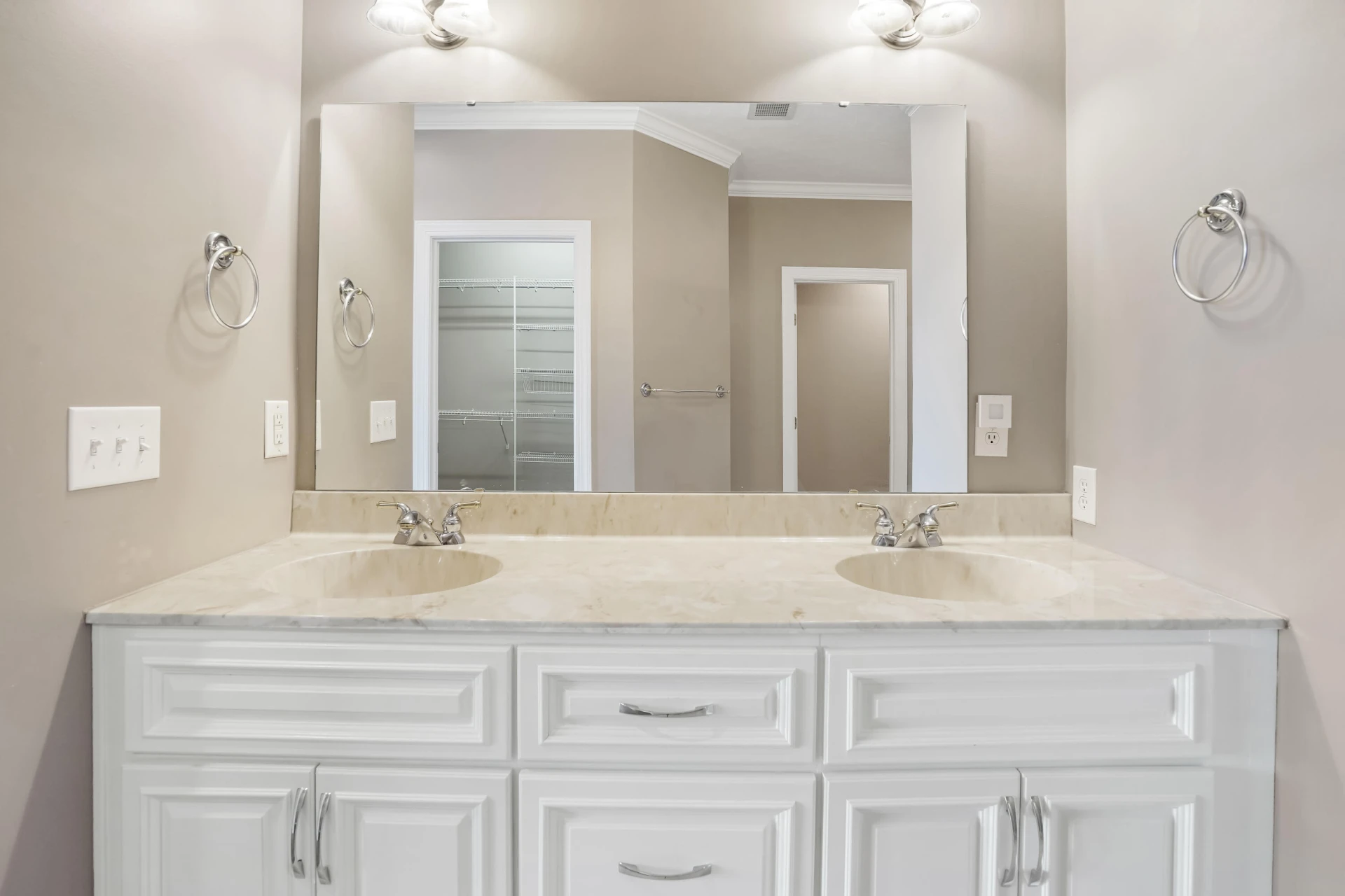 1112 Siesta Key CT #F - Photo 32