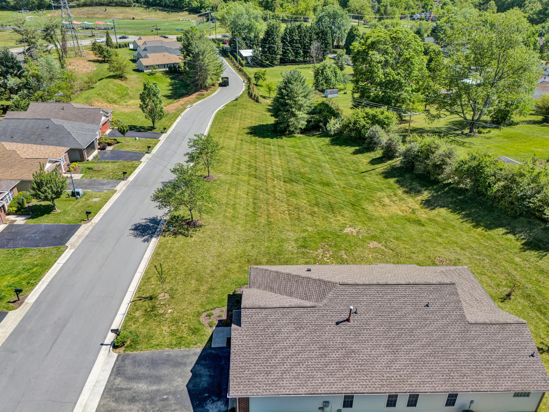 4530 Colonial Place DR - Photo 8