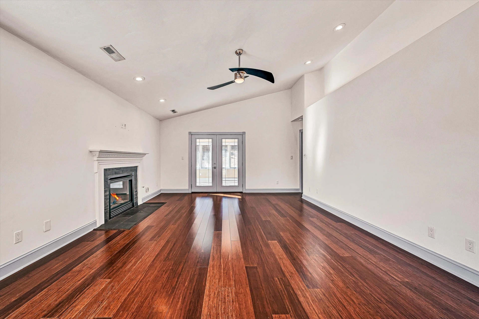 4530 Colonial Place DR - Photo 17