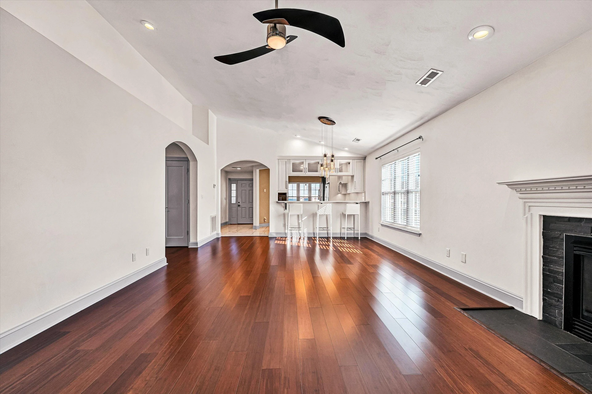 4530 Colonial Place DR - Photo 18
