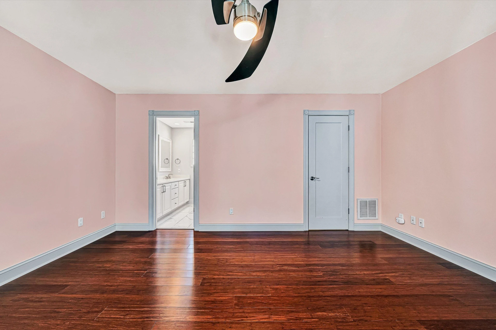 4530 Colonial Place DR - Photo 32