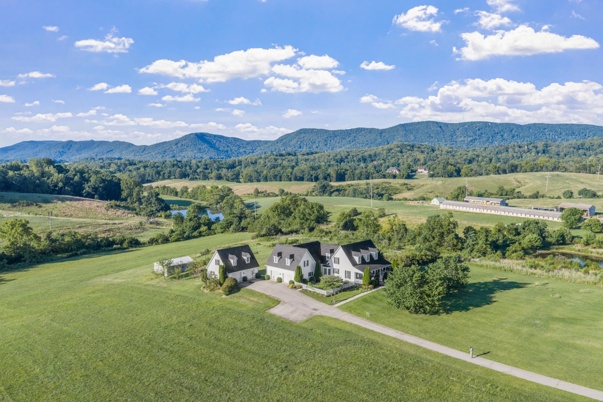 4513 Blacksburg RD - Photo 7