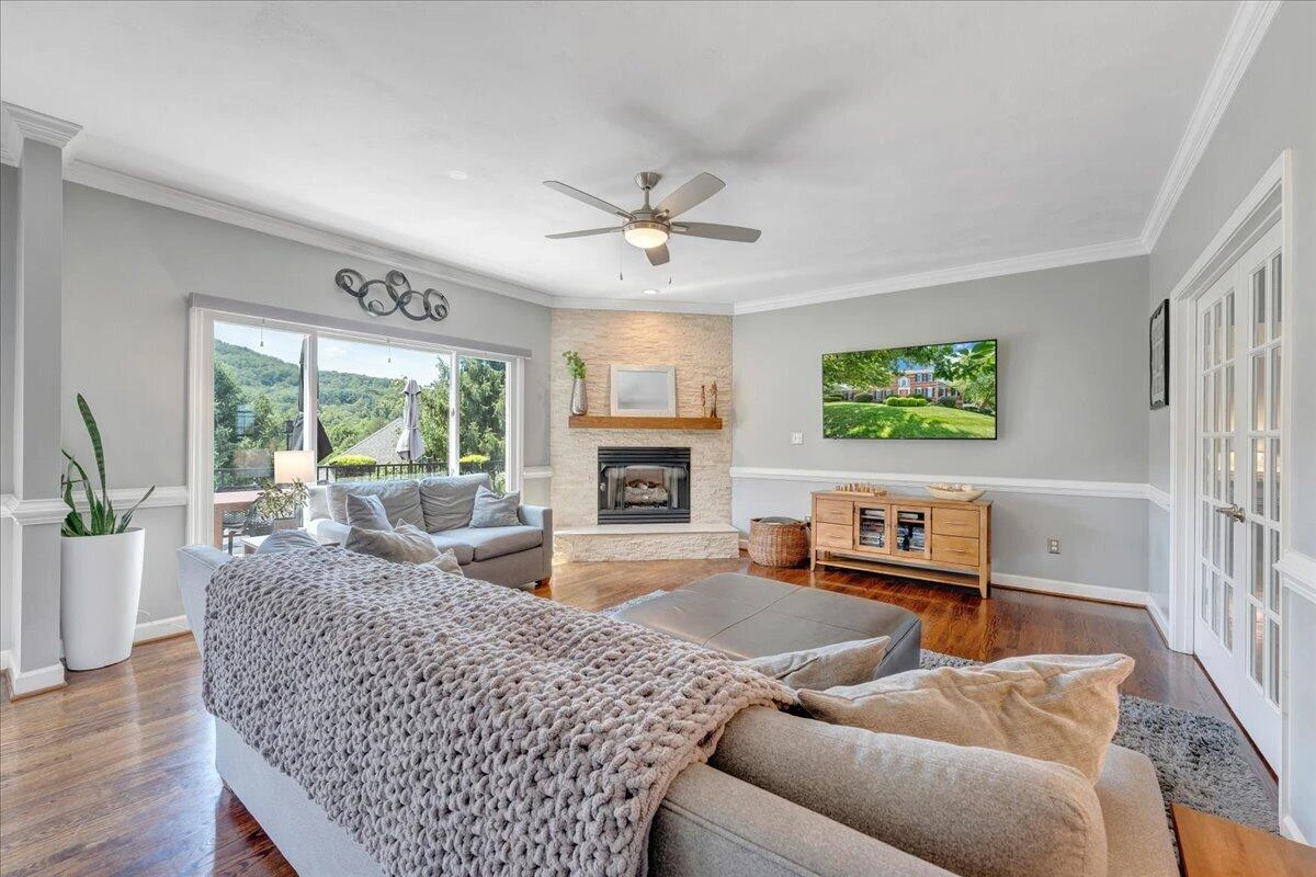 5827 Winnbrook DR - Photo 22