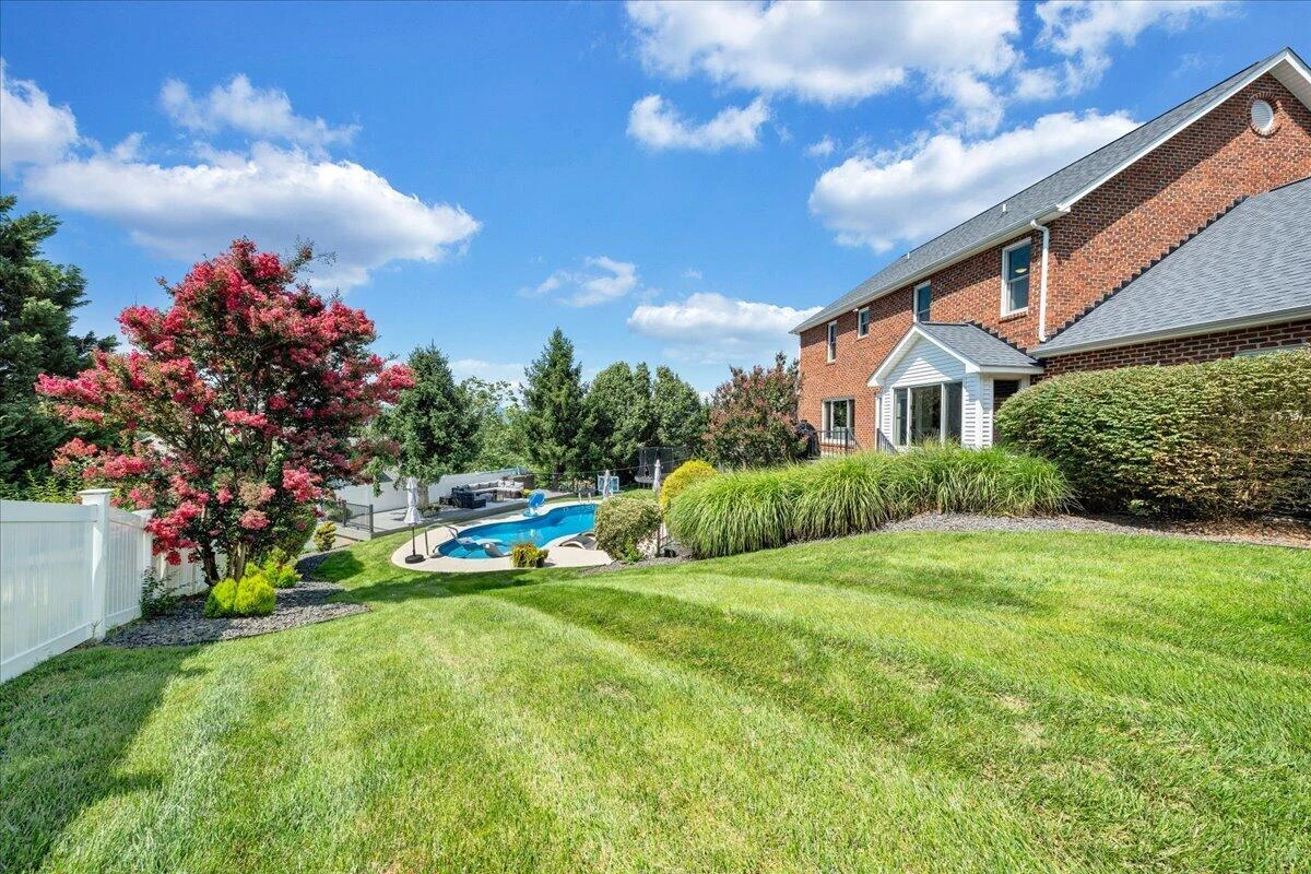 5827 Winnbrook DR - Photo 81