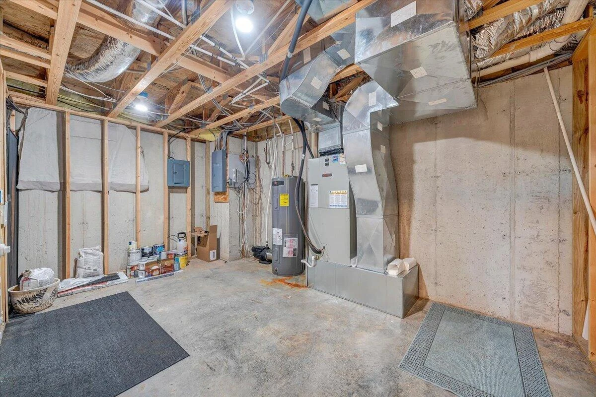 2326 Lake Retreat RD - Photo 38