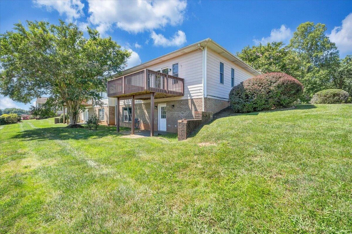 2326 Lake Retreat RD - Photo 49