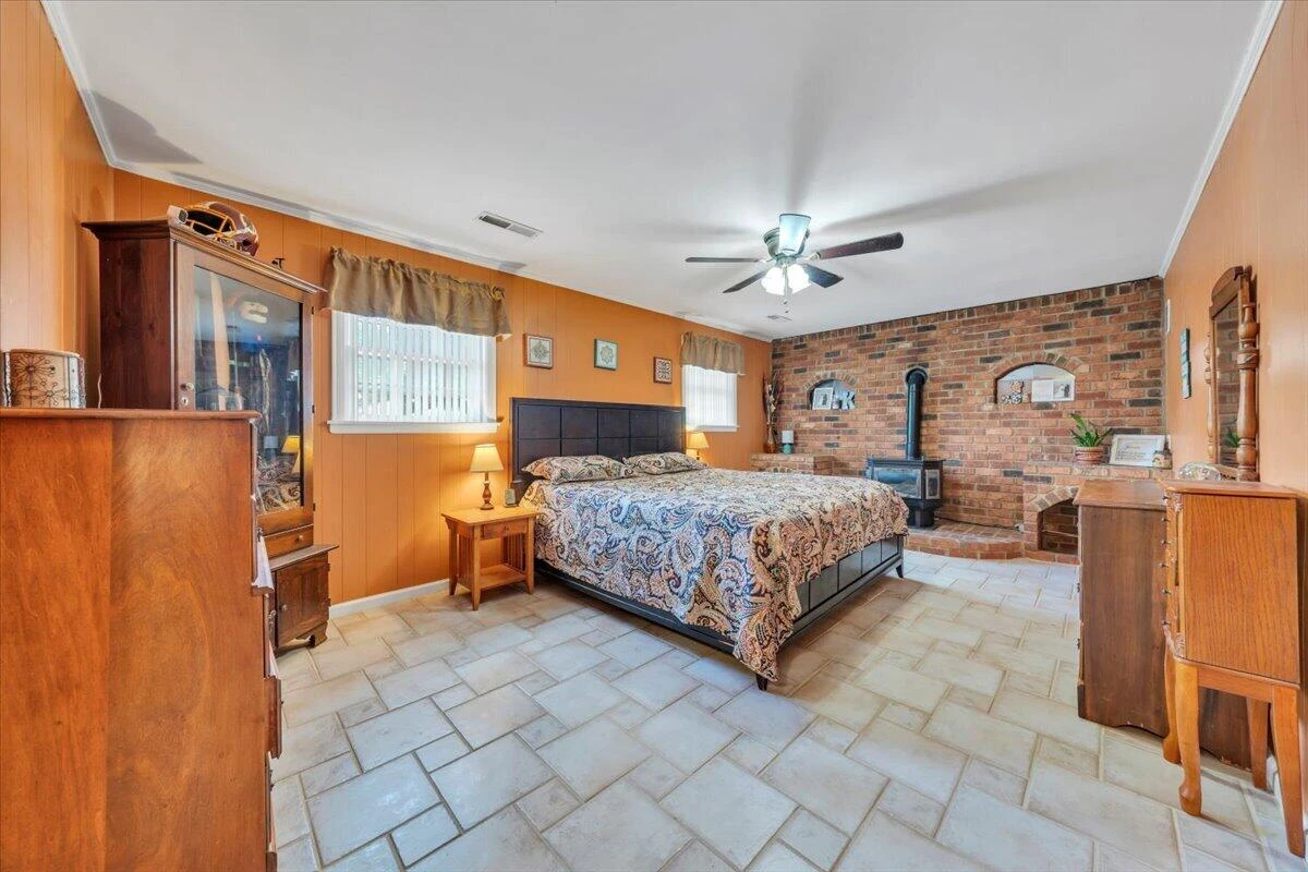 3067 Parham DR - Photo 25
