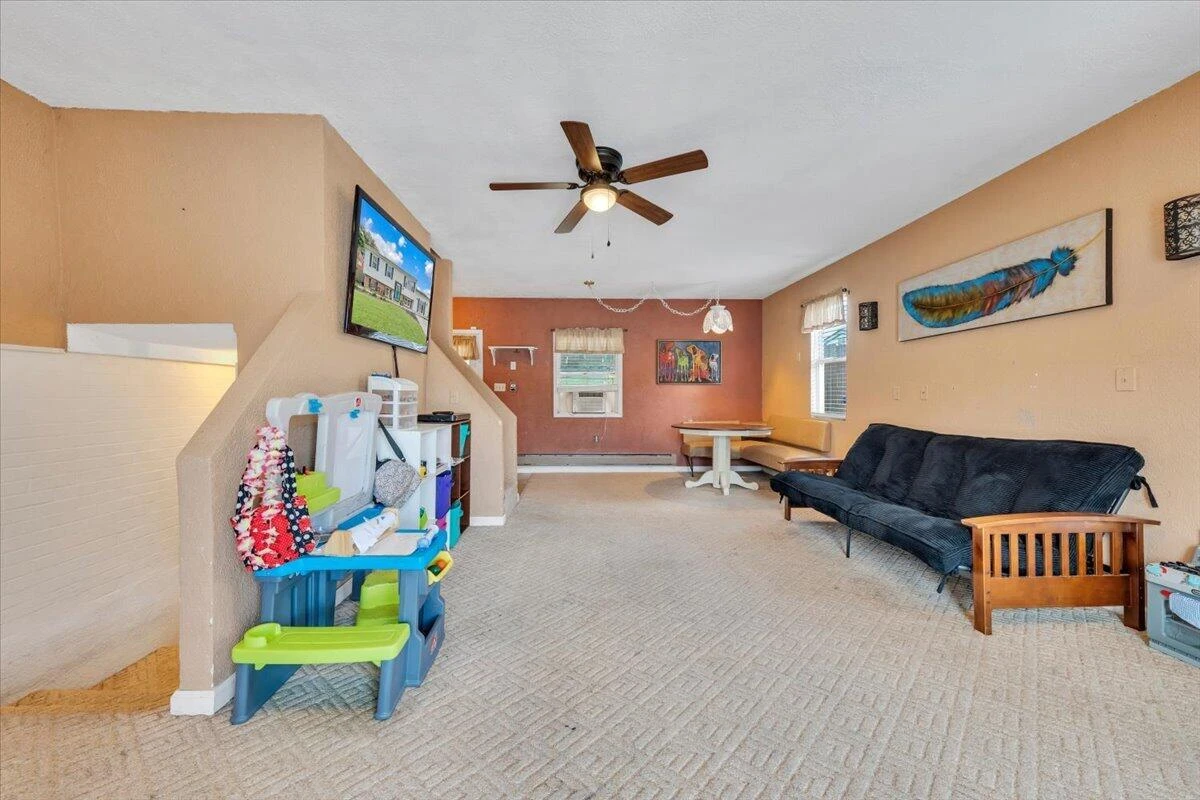 3067 Parham DR - Photo 33