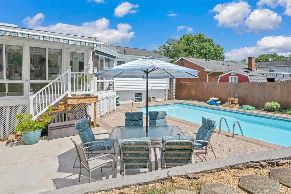 3067 Parham DR - Photo 39