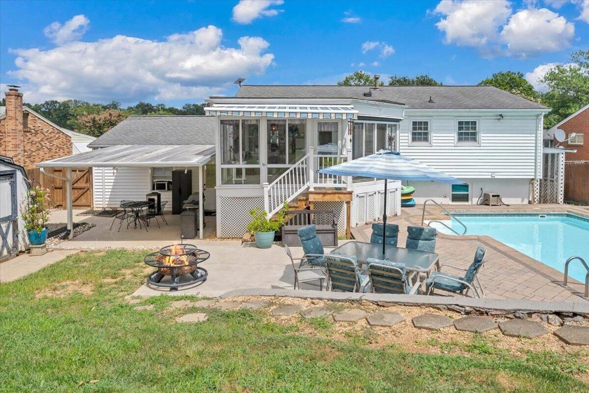 3067 Parham DR - Photo 42