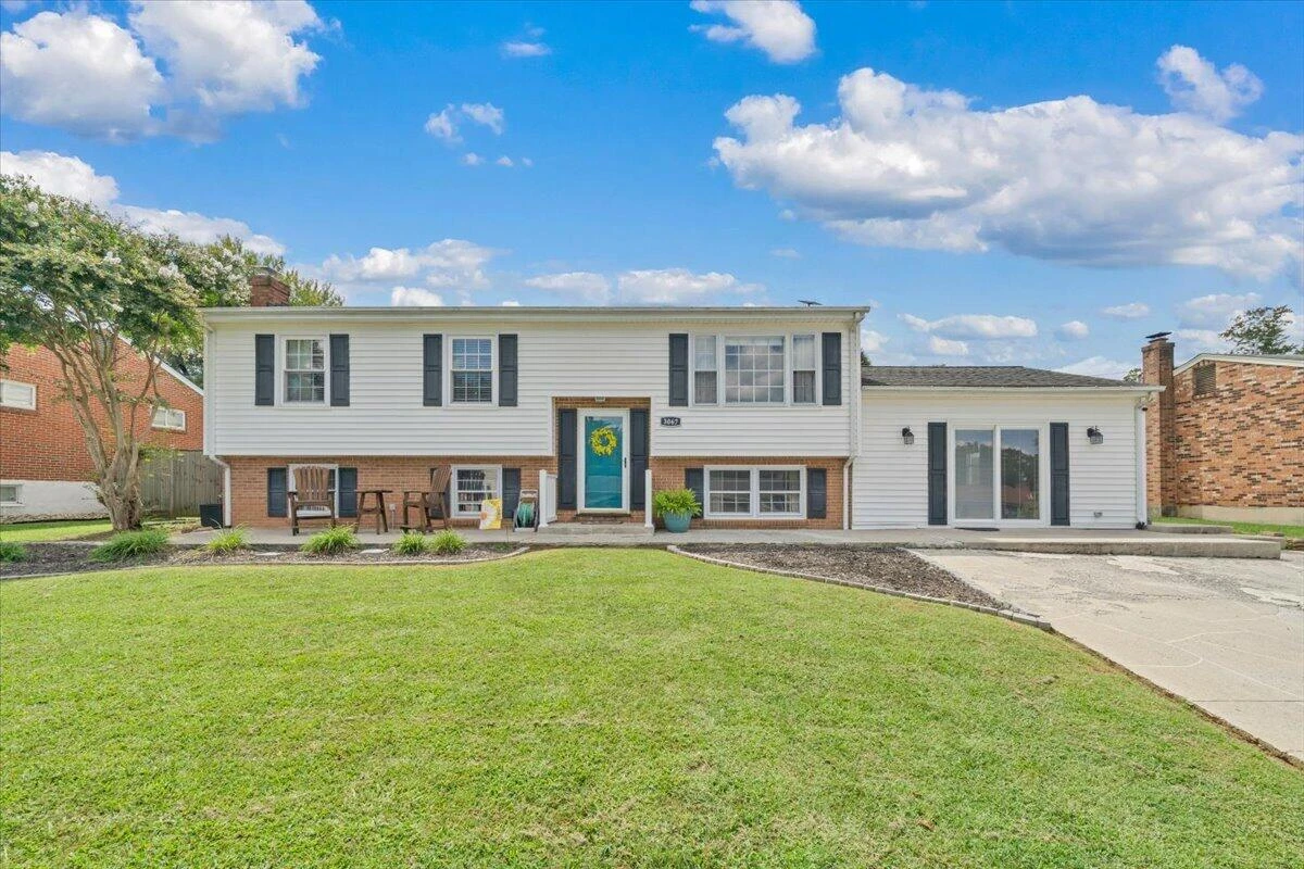 3067 Parham DR - Photo 48