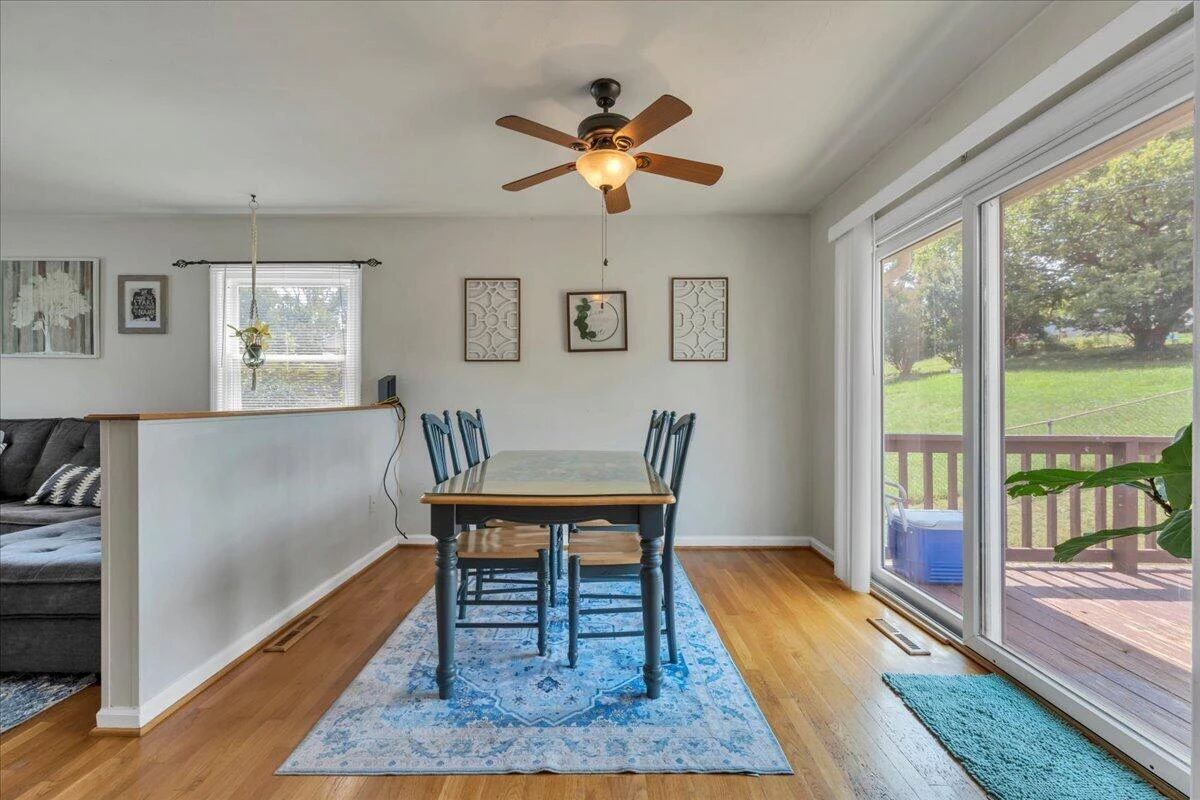 2203 Inge CIR - Photo 3
