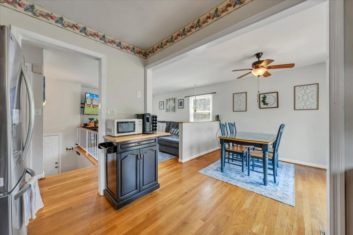 2203 Inge CIR - Photo 14