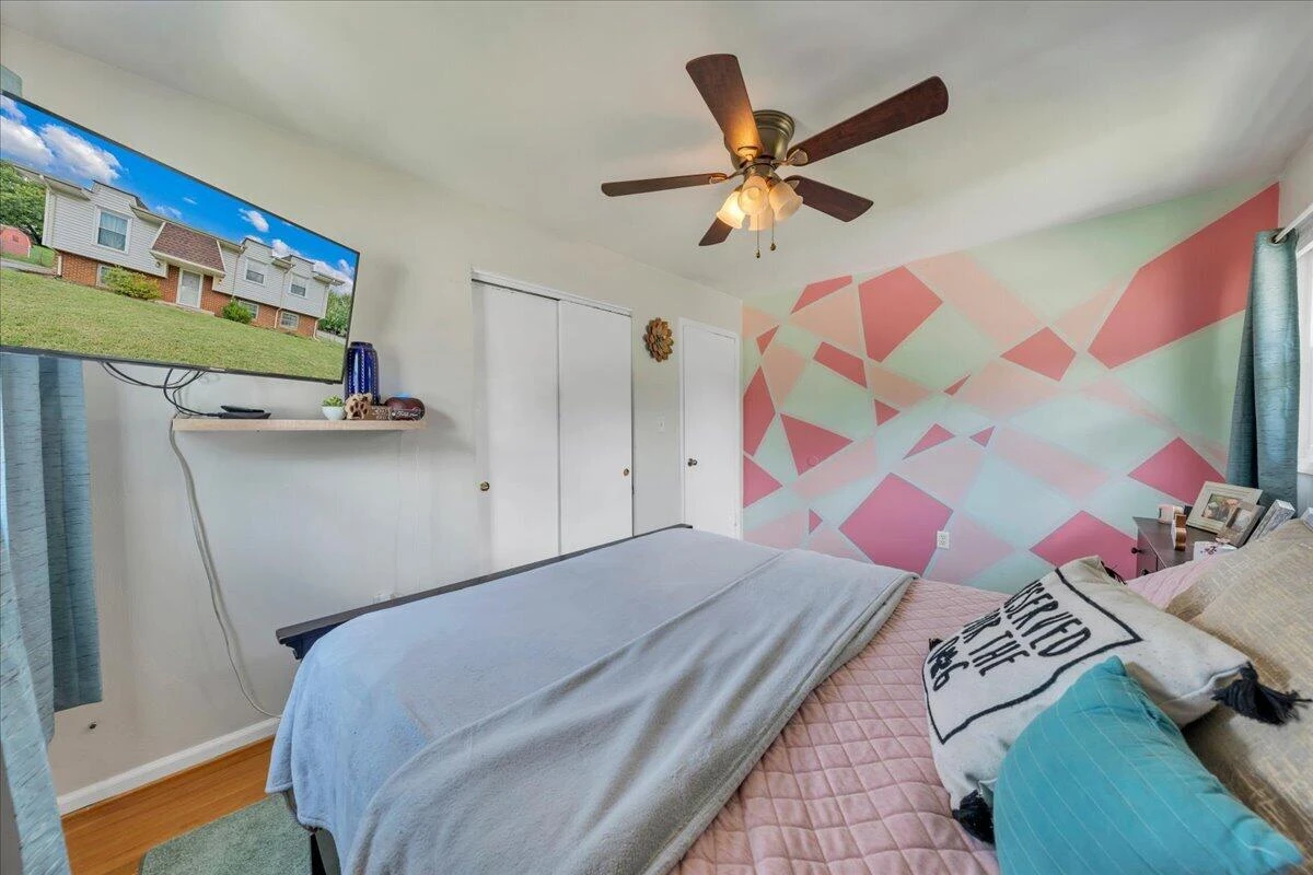 2203 Inge CIR - Photo 17