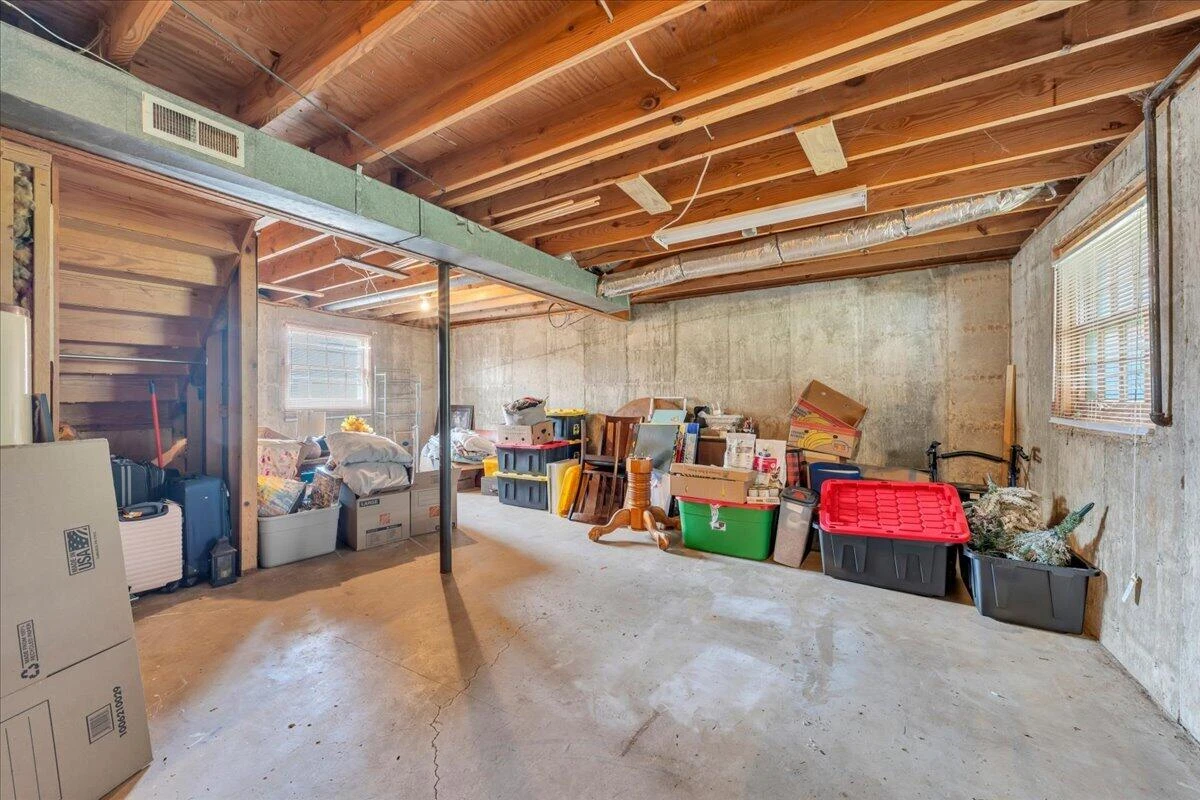 2203 Inge CIR - Photo 25