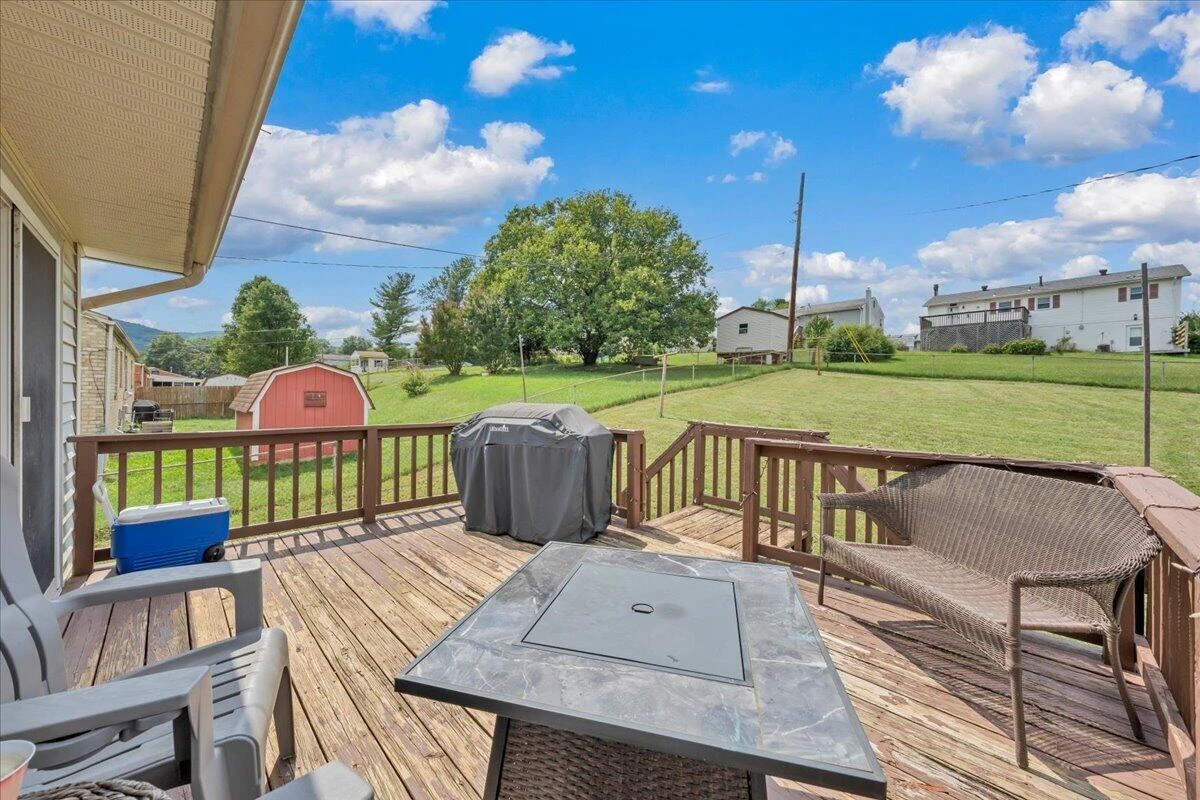 2203 Inge CIR - Photo 29