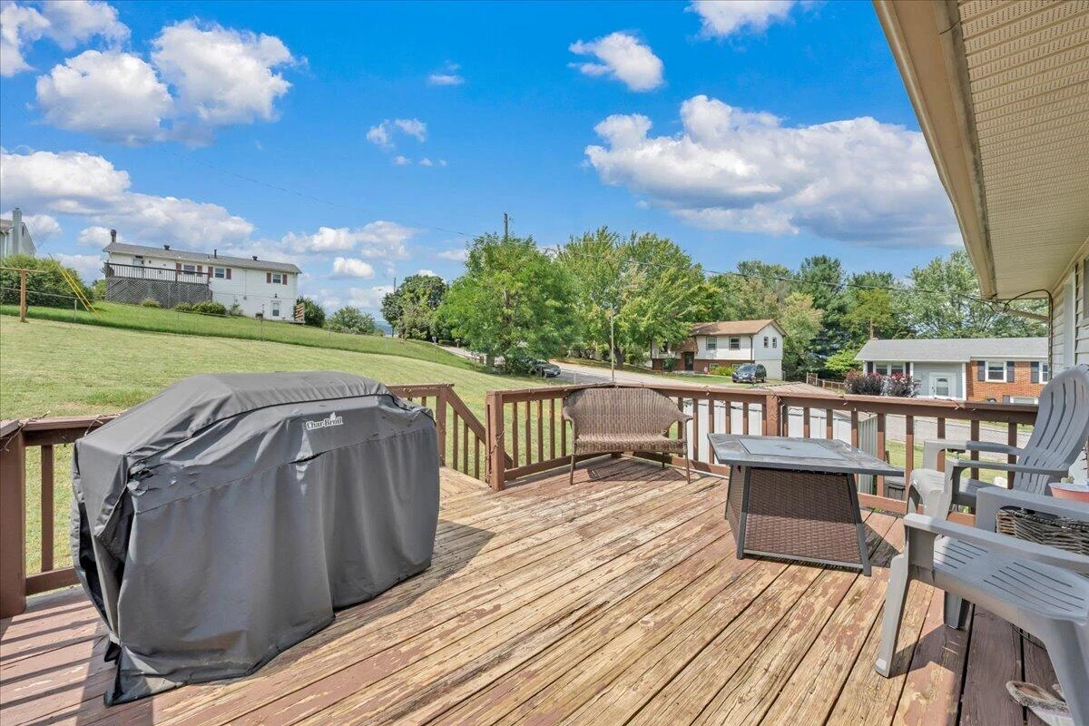 2203 Inge CIR - Photo 30