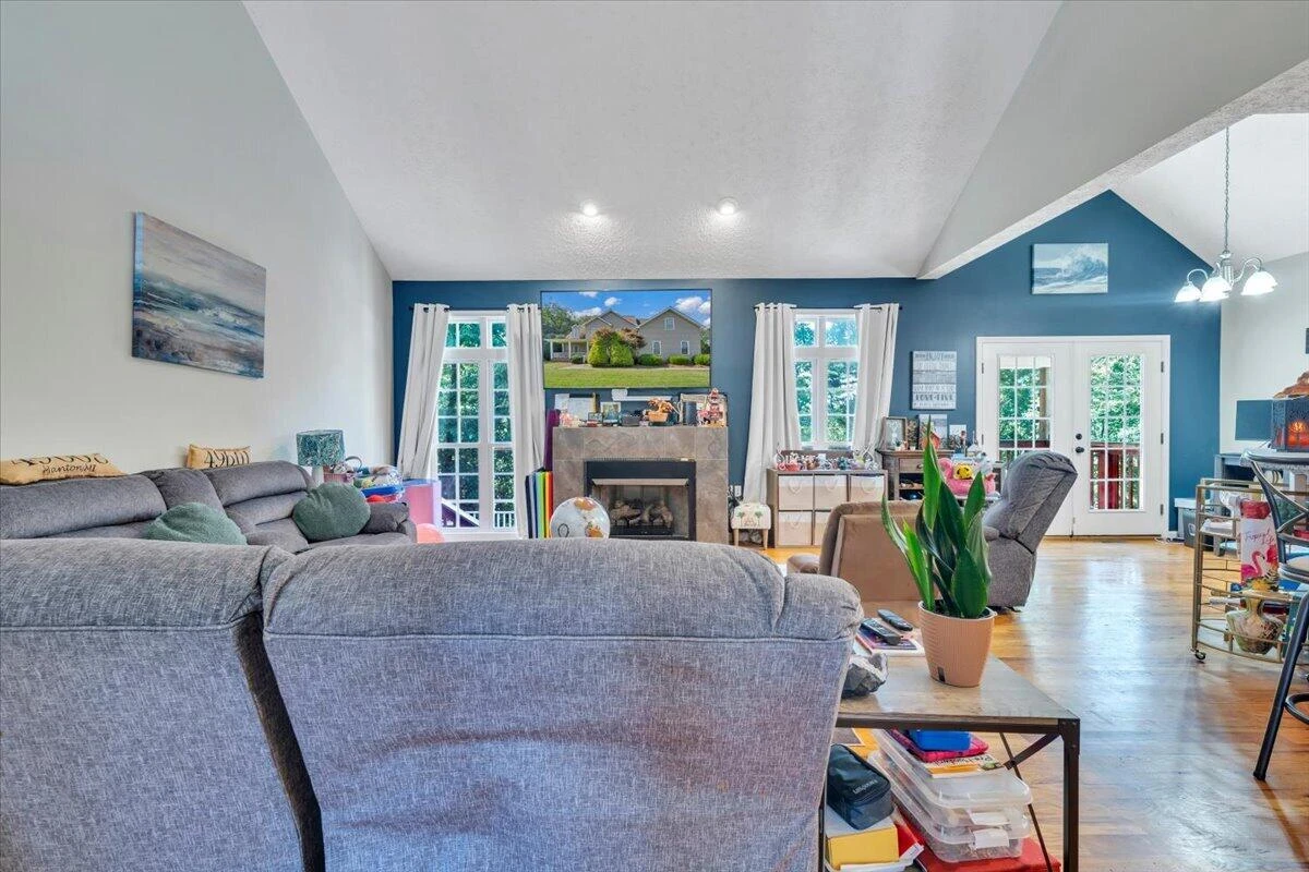 315 Horseshoe Farm RD - Photo 14