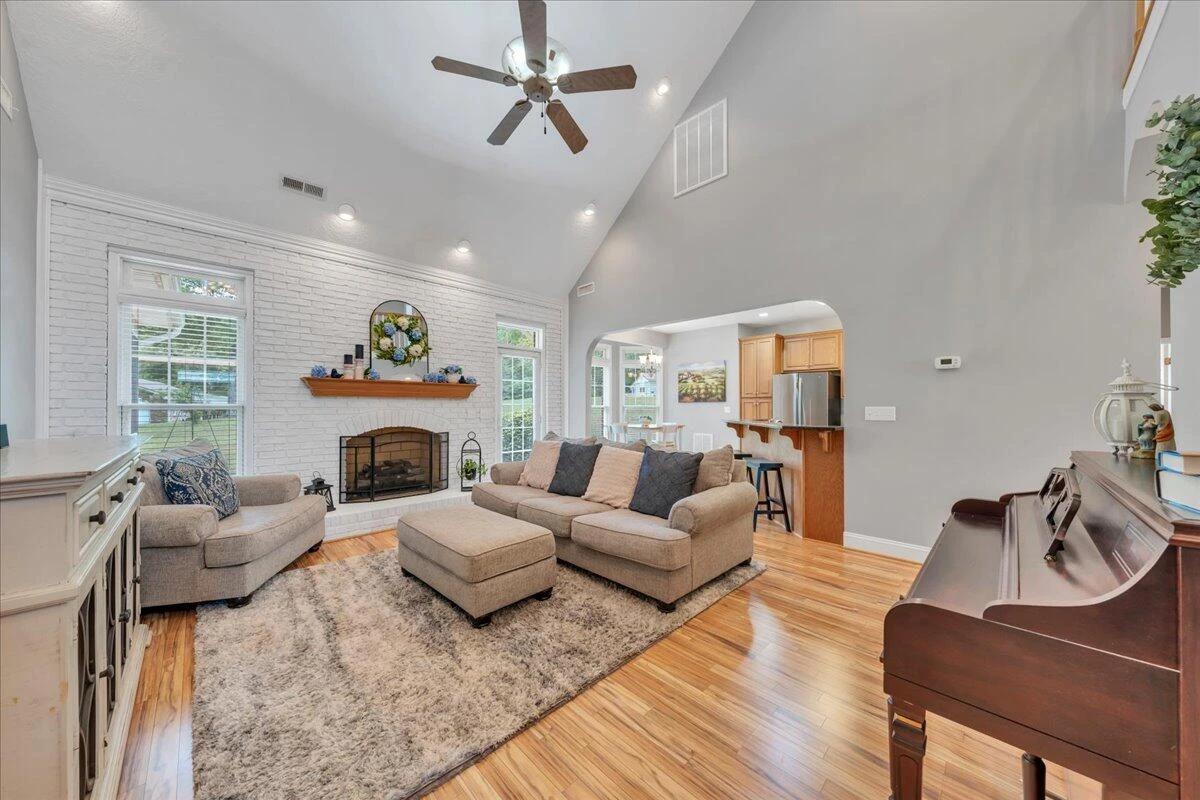 231 Freedom LN - Photo 10
