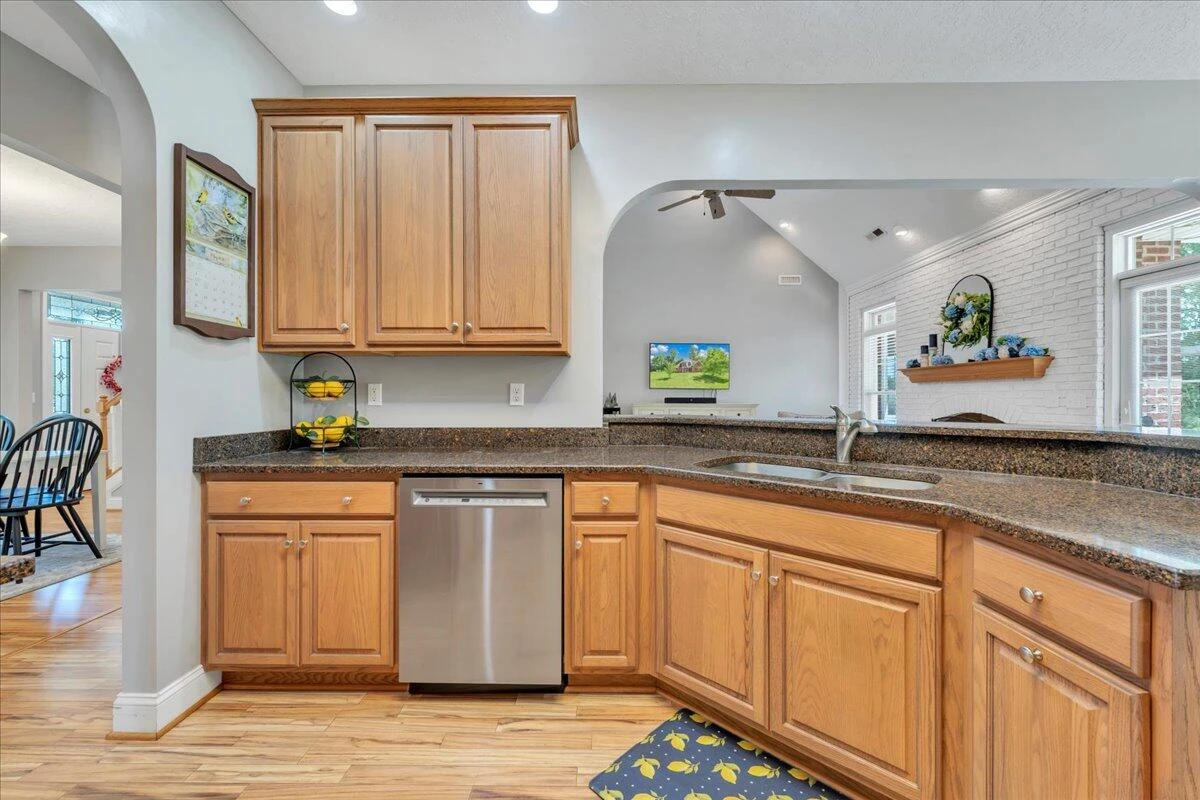231 Freedom LN - Photo 20