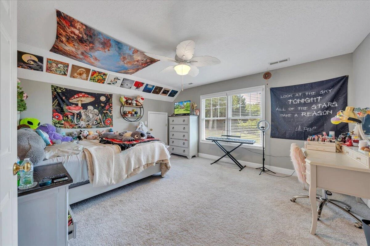 231 Freedom LN - Photo 43