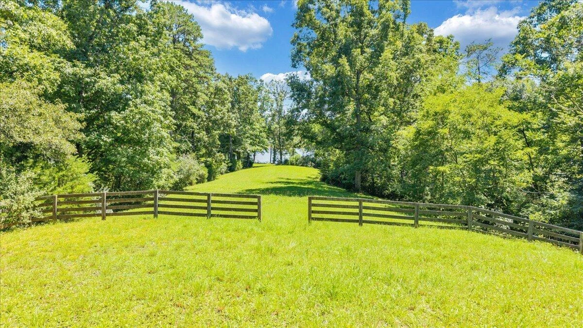 620 Varley LN - Photo 6