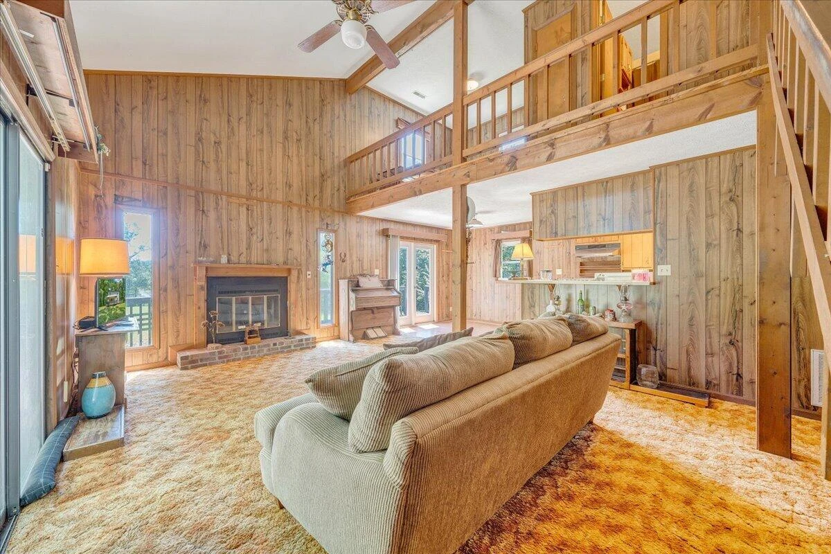 620 Varley LN - Photo 9